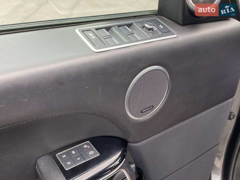 Внедорожник / Кроссовер Land Rover Range Rover 2015 в Львове