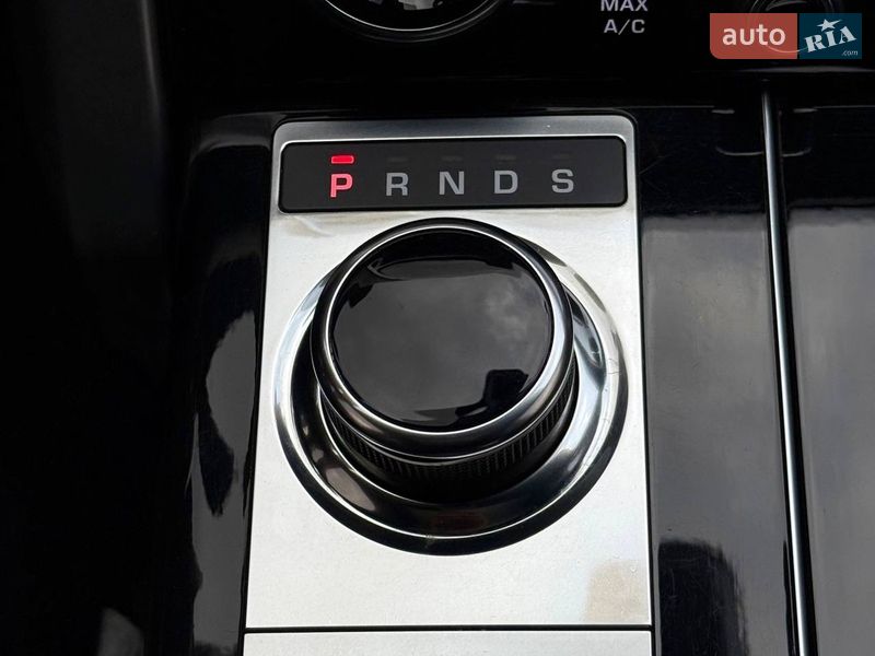 Внедорожник / Кроссовер Land Rover Range Rover 2018 в Киеве