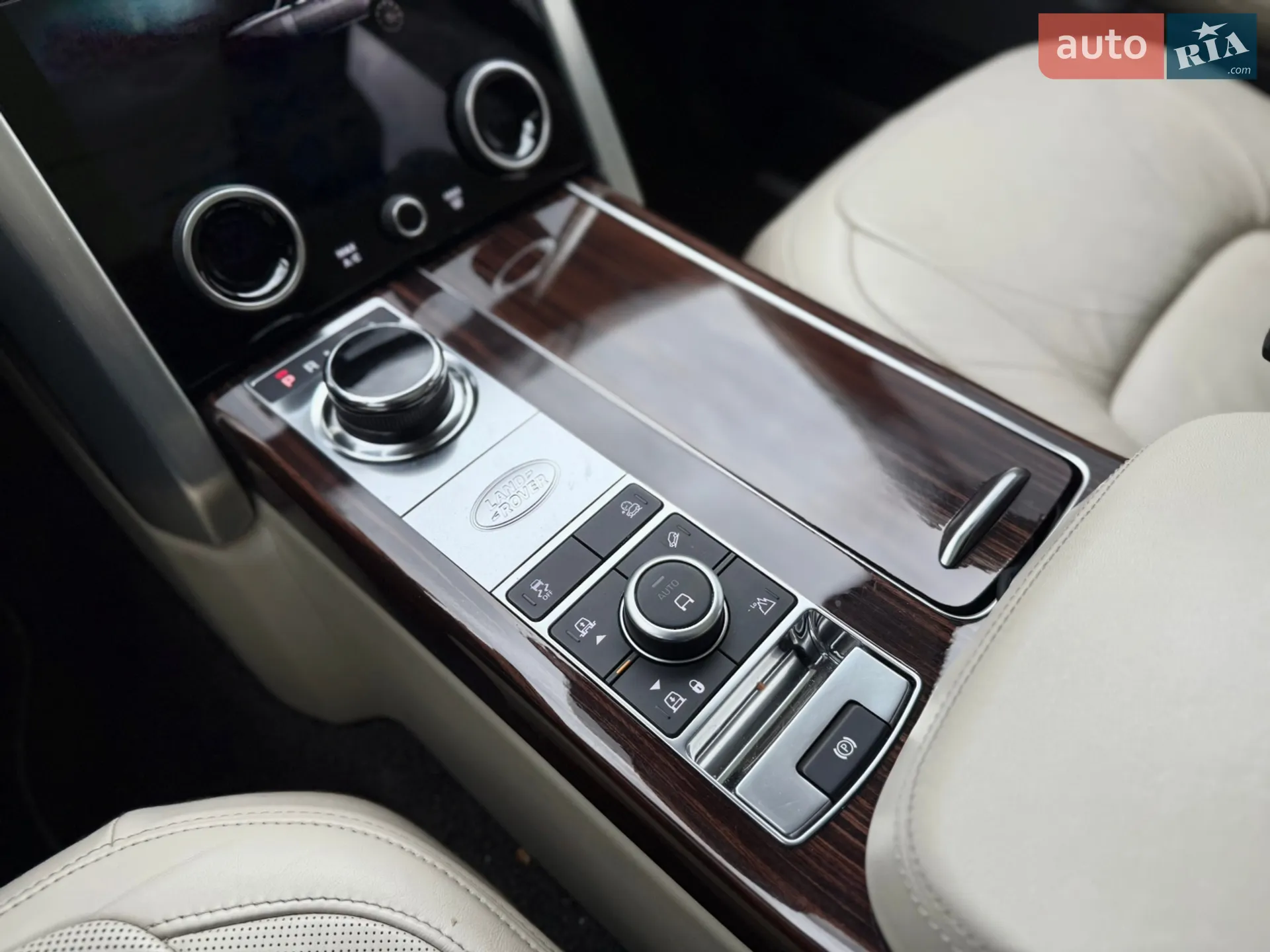 2018 Land Rover Range Rover - мініатюра 40