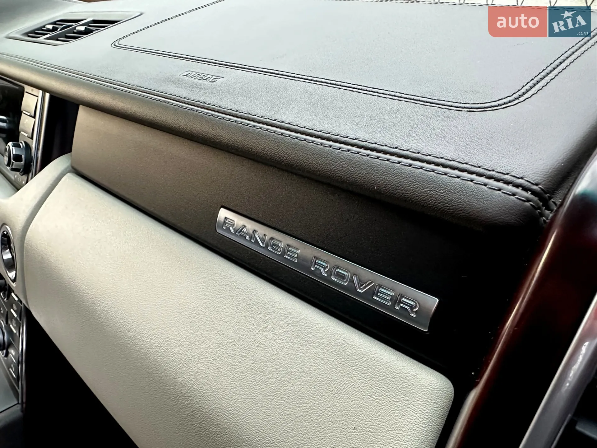 2010 Land Rover Range Rover - мініатюра 45