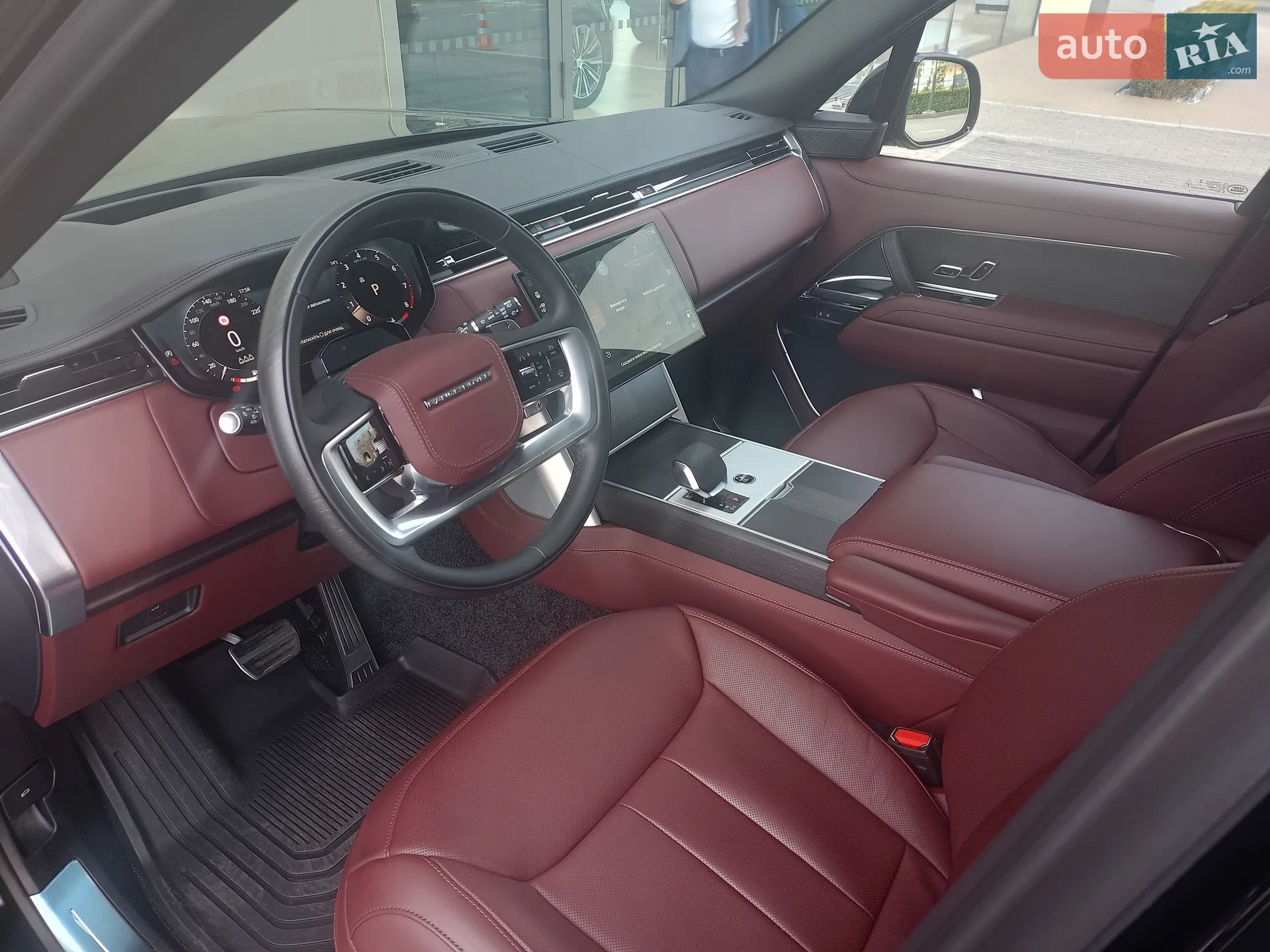 2025 Land Rover Range Rover - мініатюра 12