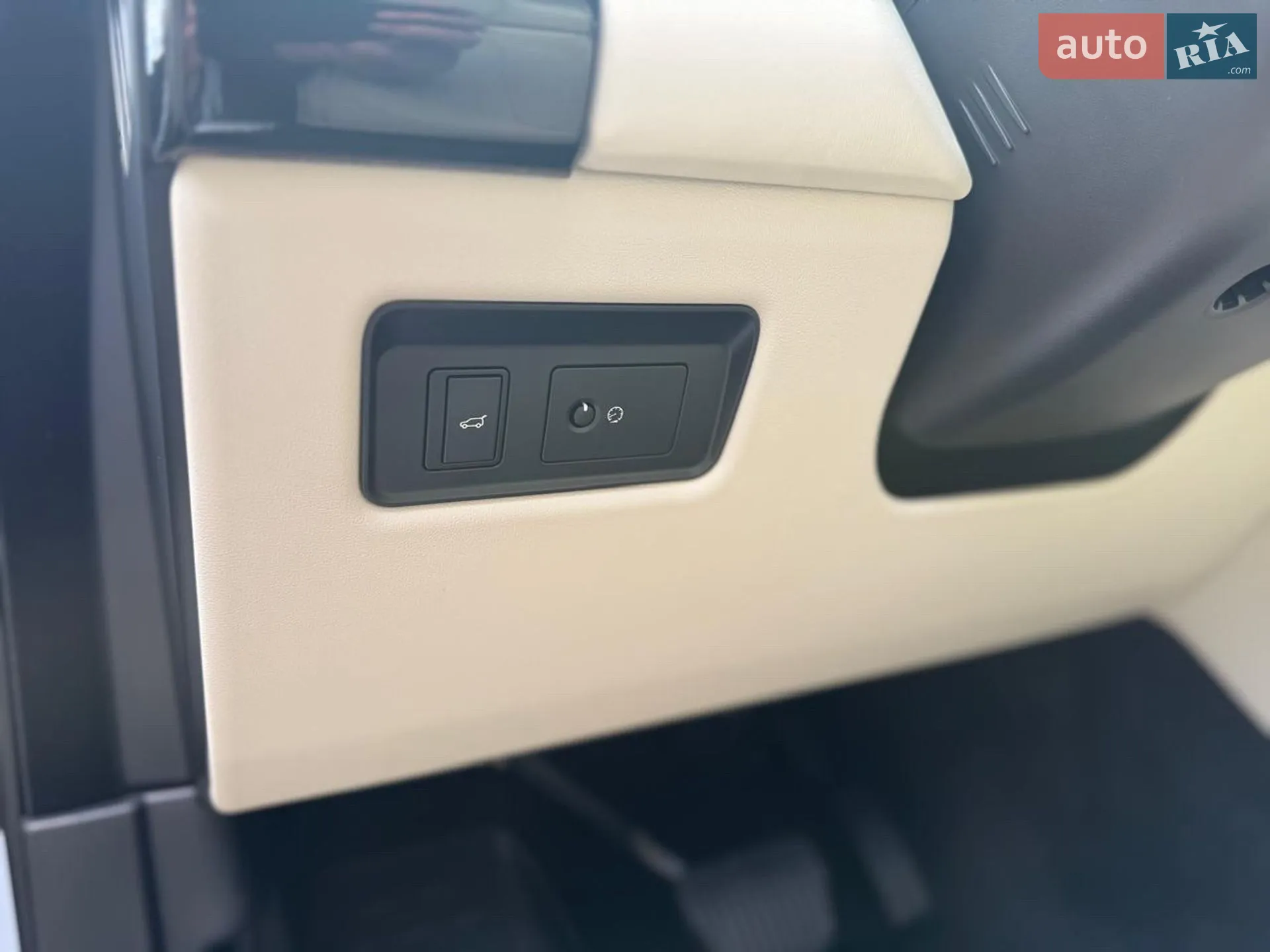 2018 Land Rover Range Rover - мініатюра 38