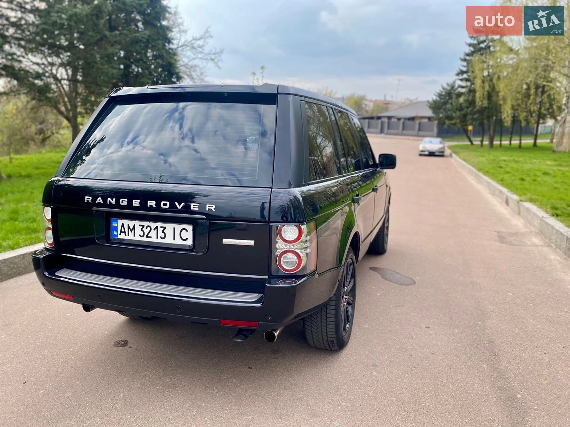 2010 Land Rover Range Rover - мініатюра 18