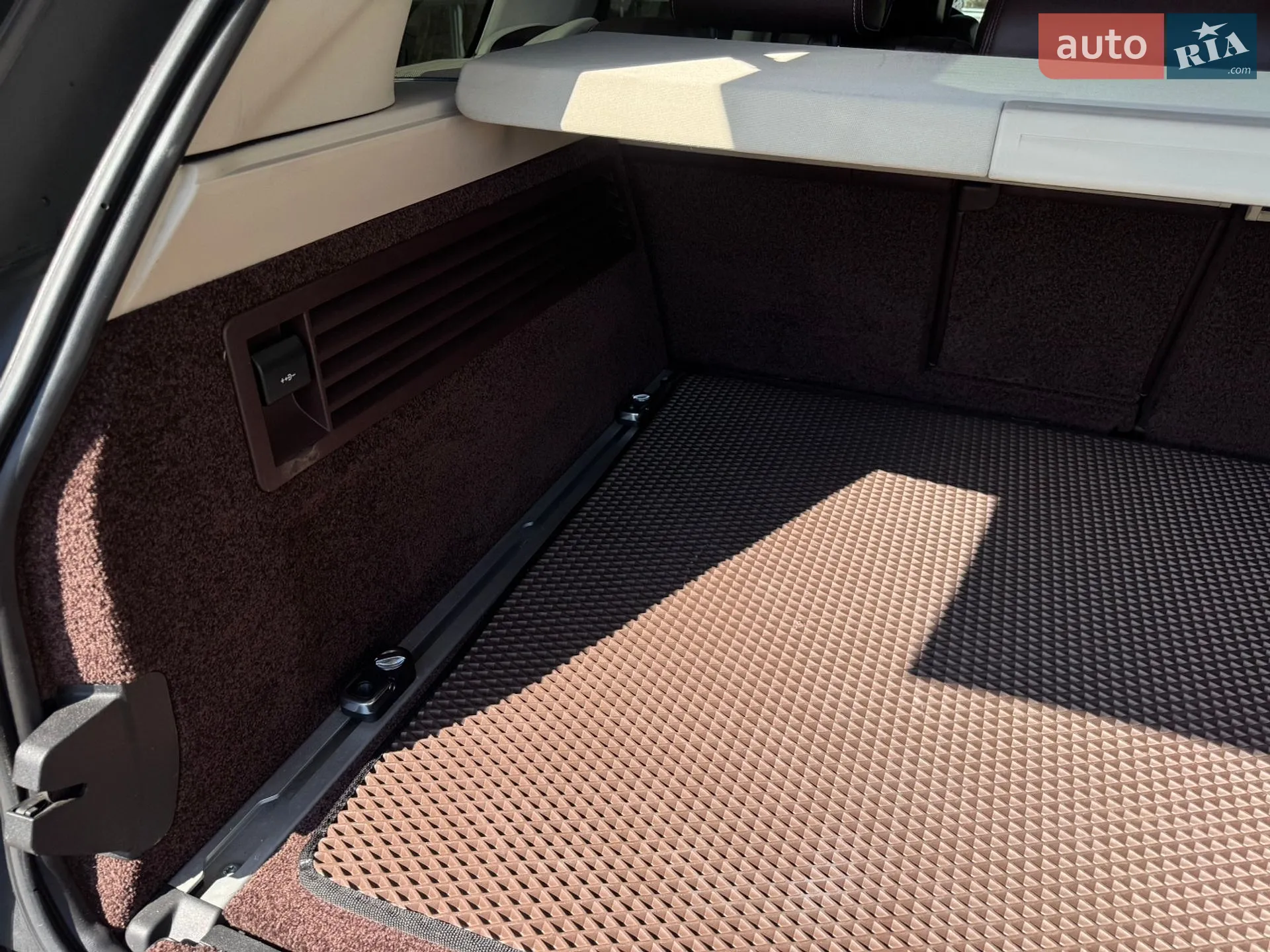 2013 Land Rover Range Rover - мініатюра 59