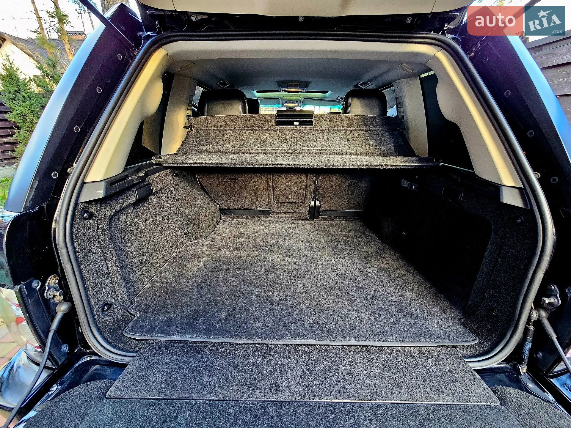 2010 Land Rover Range Rover - мініатюра 23