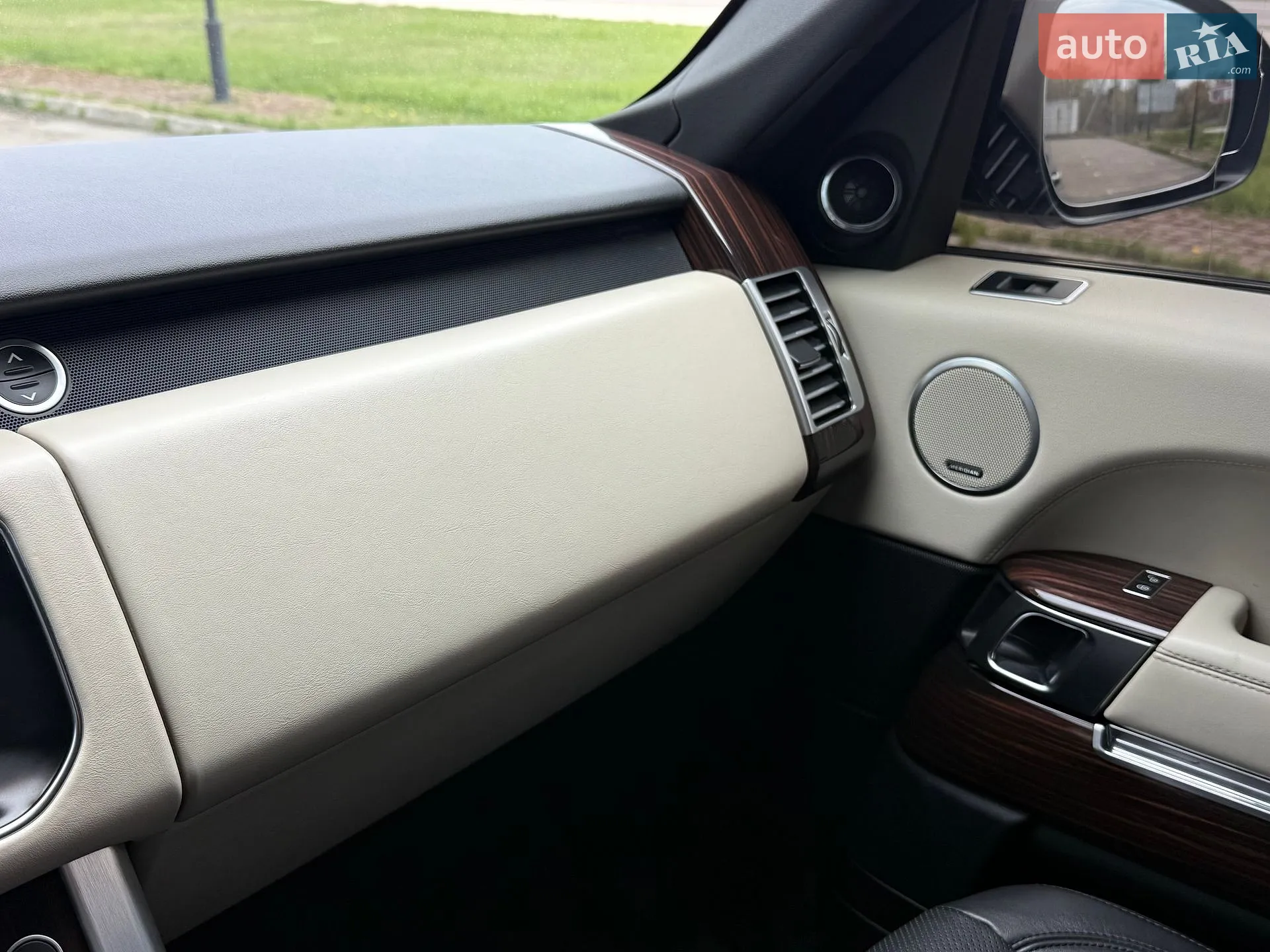 2017 Land Rover Range Rover - мініатюра 43