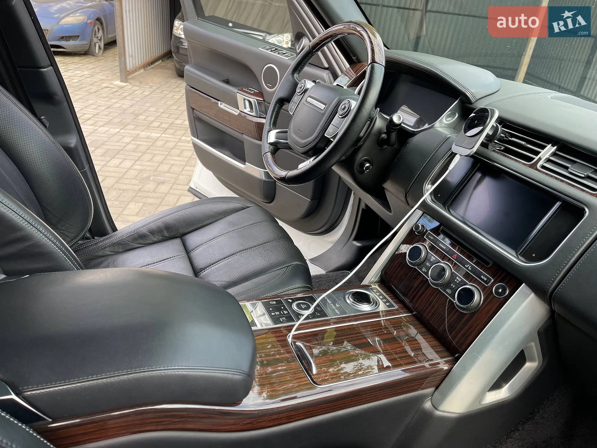 2013 Land Rover Range Rover - мініатюра 31