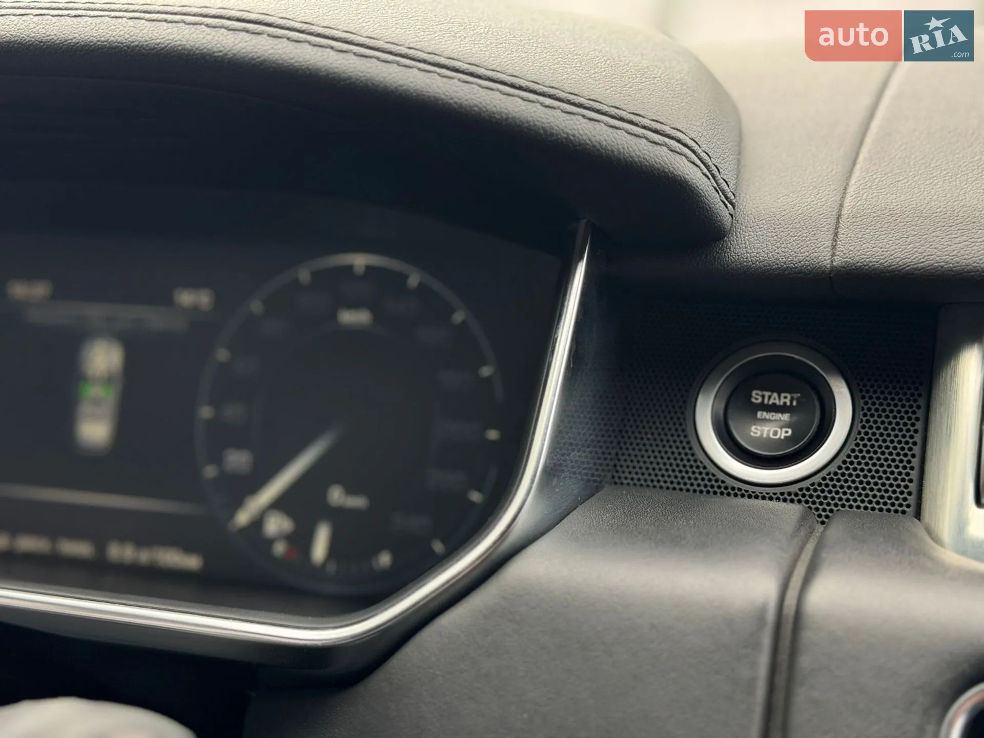 2014 Land Rover Range Rover - мініатюра 31
