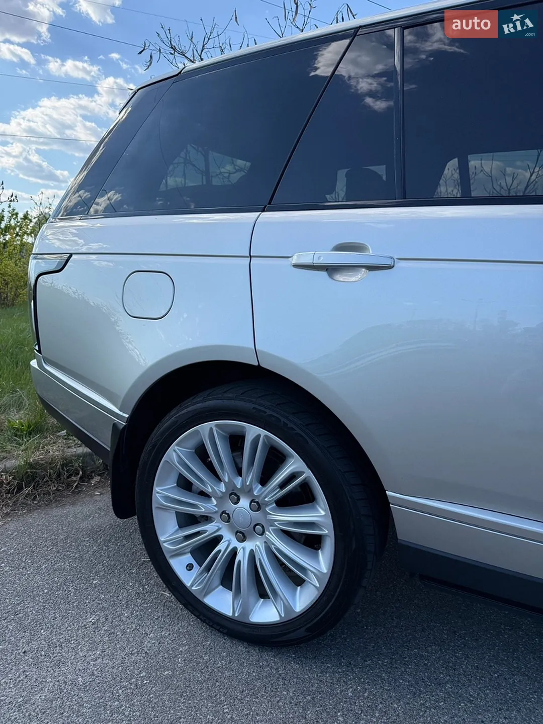 2018 Land Rover Range Rover - мініатюра 15