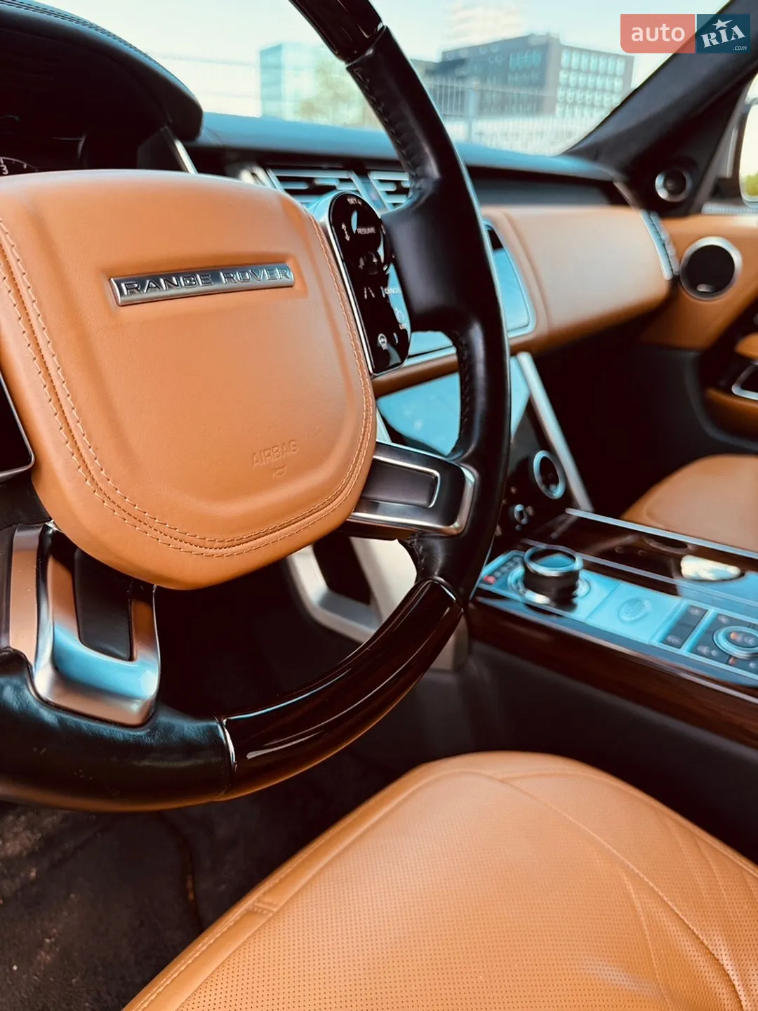 2018 Land Rover Range Rover - мініатюра 31