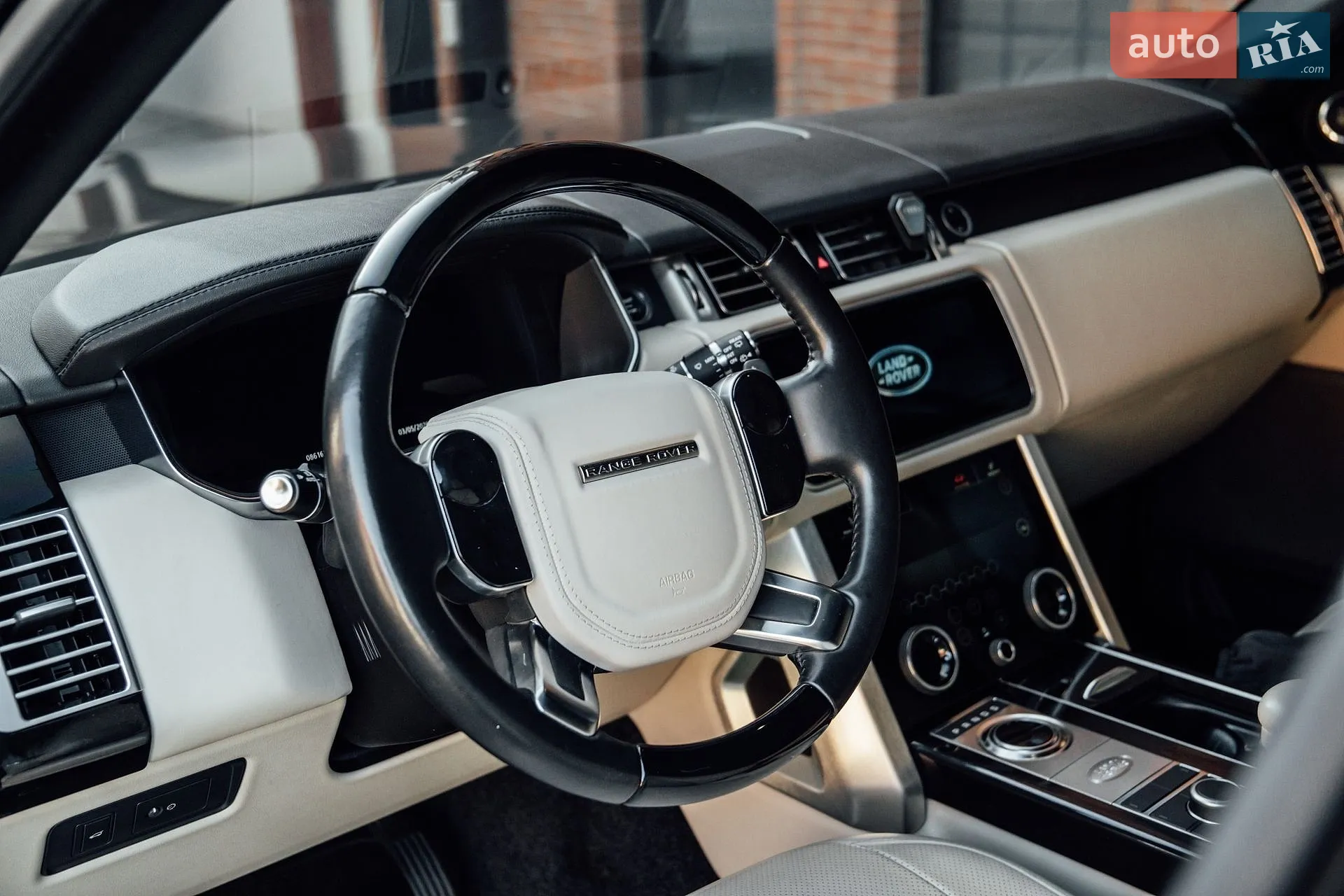 2019 Land Rover Range Rover - мініатюра 53