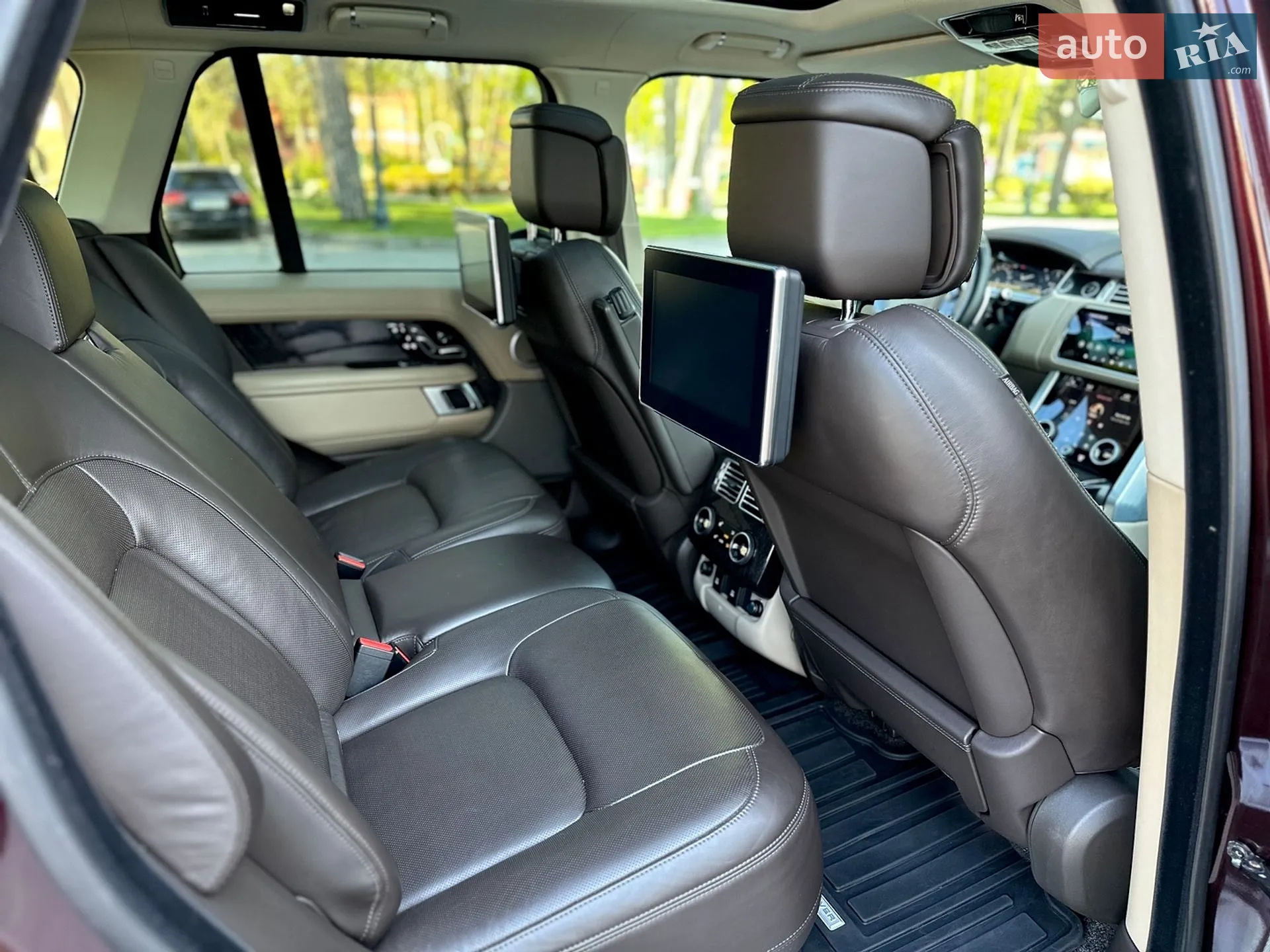 2019 Land Rover Range Rover - мініатюра 26