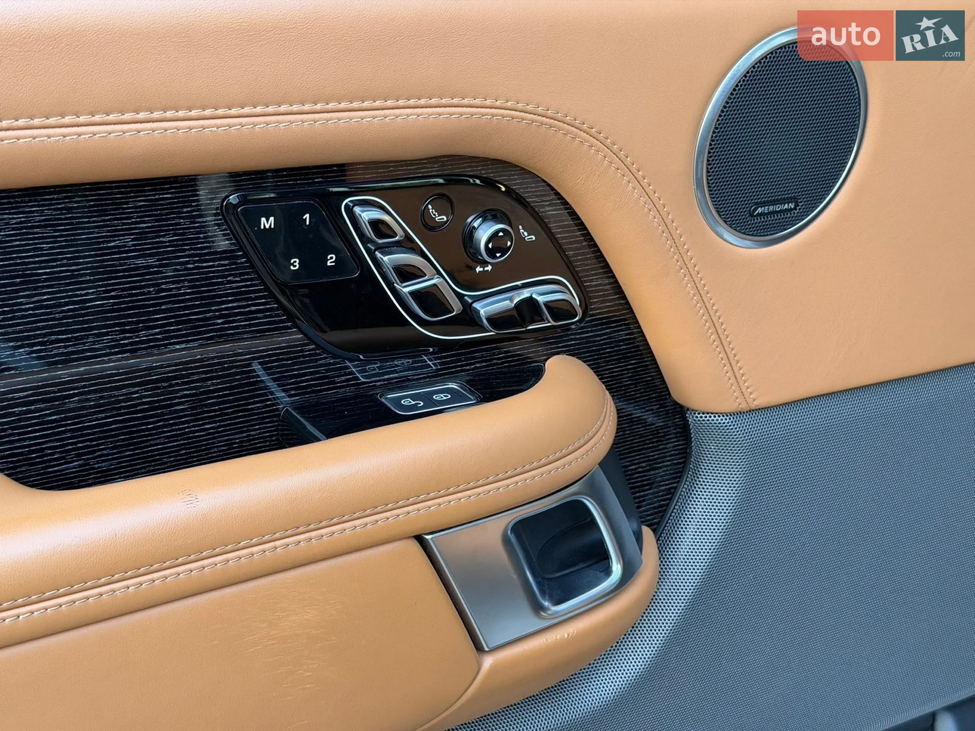 2019 Land Rover Range Rover - мініатюра 46
