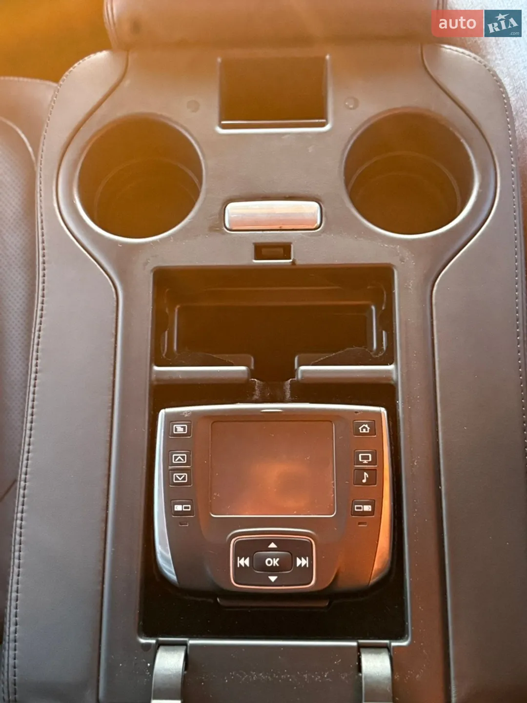 2010 Land Rover Range Rover - мініатюра 57
