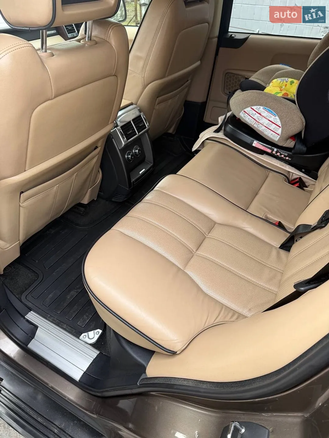 2010 Land Rover Range Rover - мініатюра 14