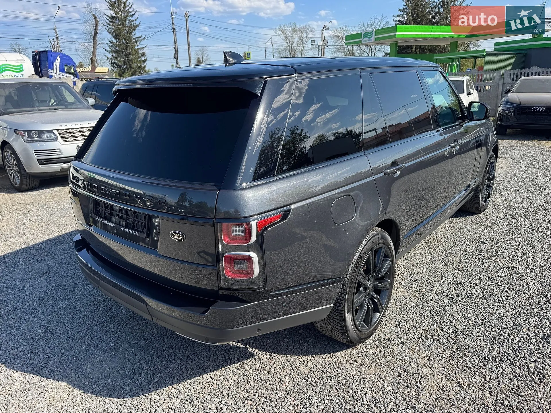 2017 Land Rover Range Rover - мініатюра 18