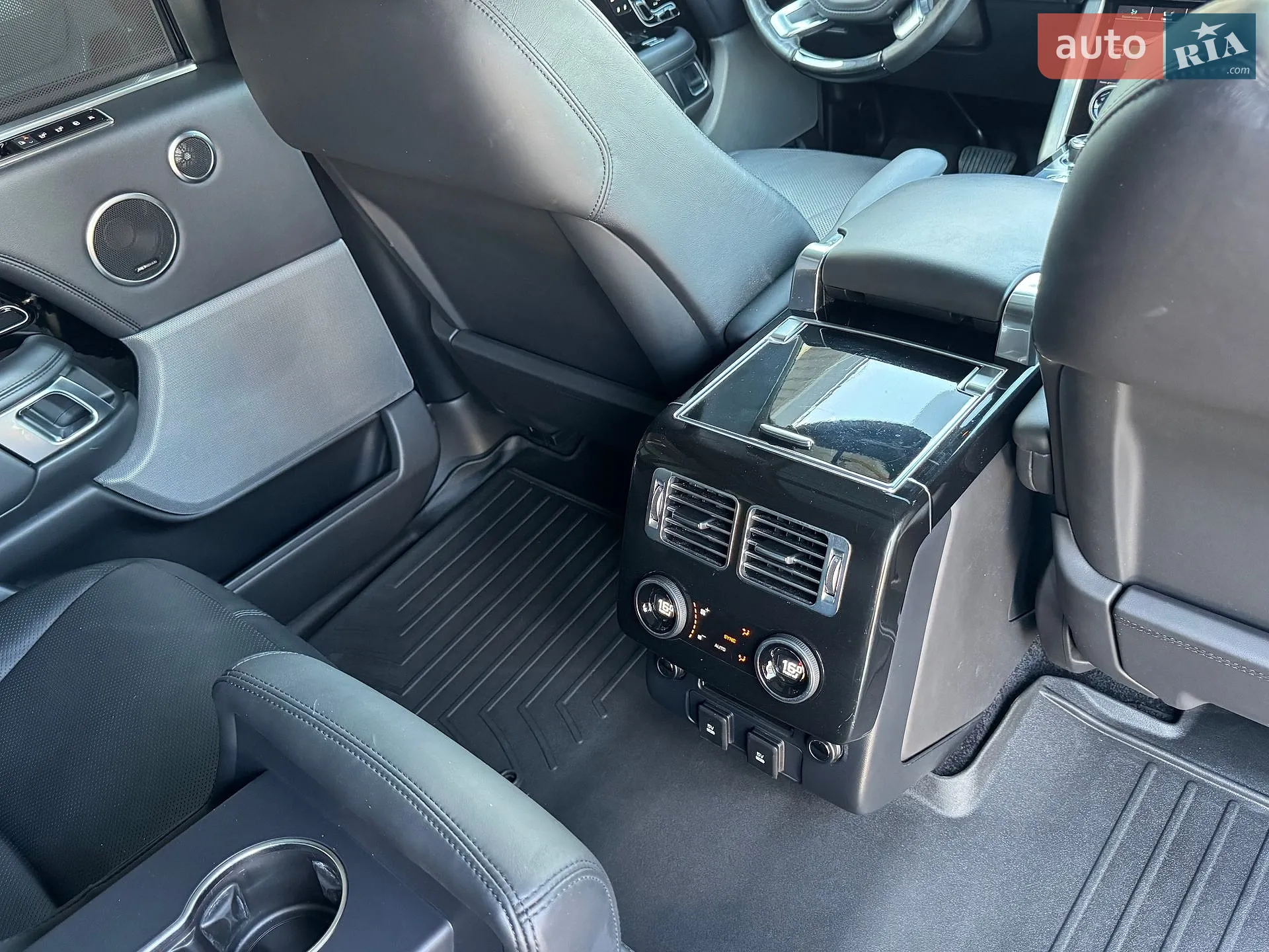 2017 Land Rover Range Rover - мініатюра 40
