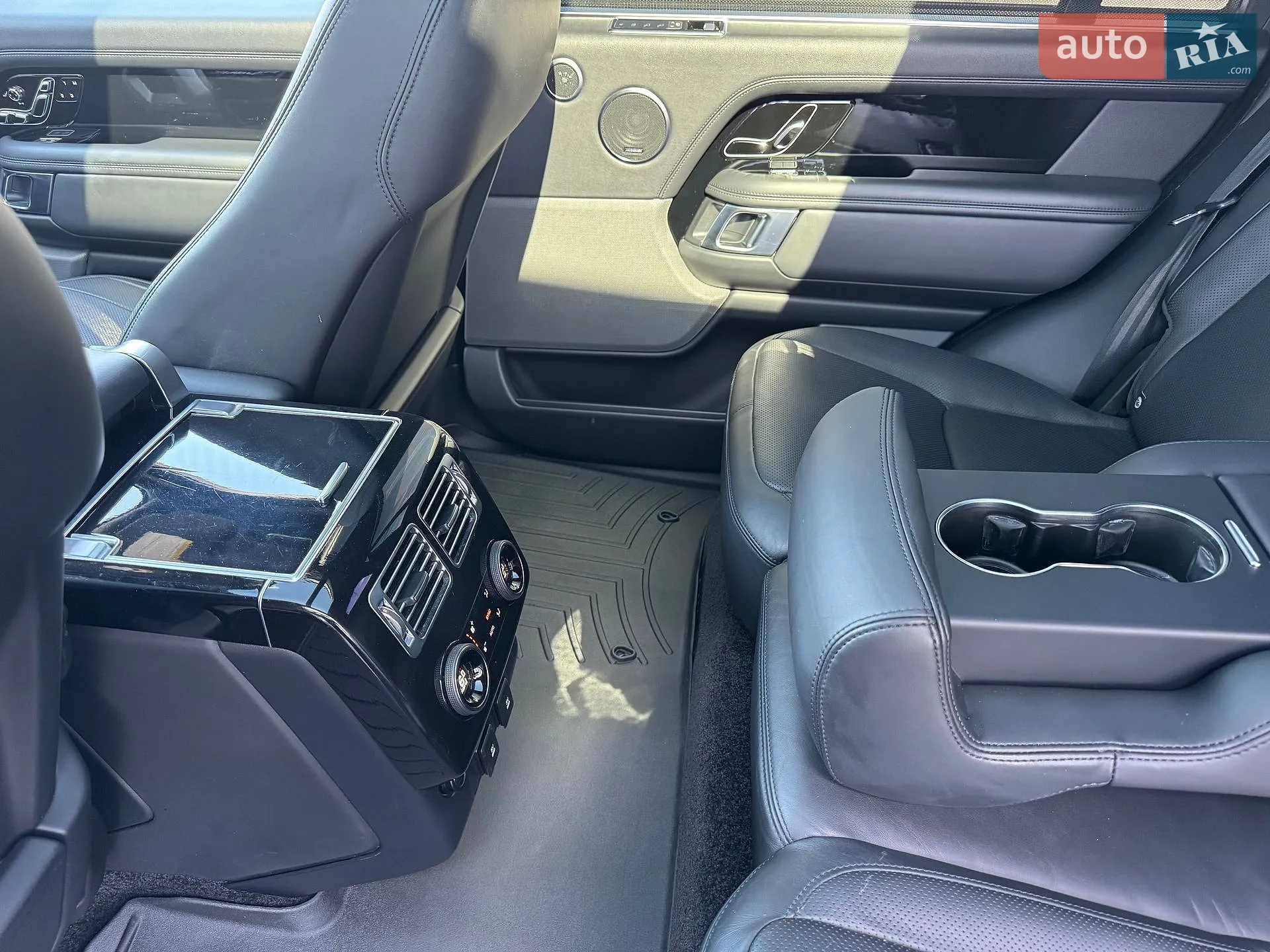 2017 Land Rover Range Rover - мініатюра 121