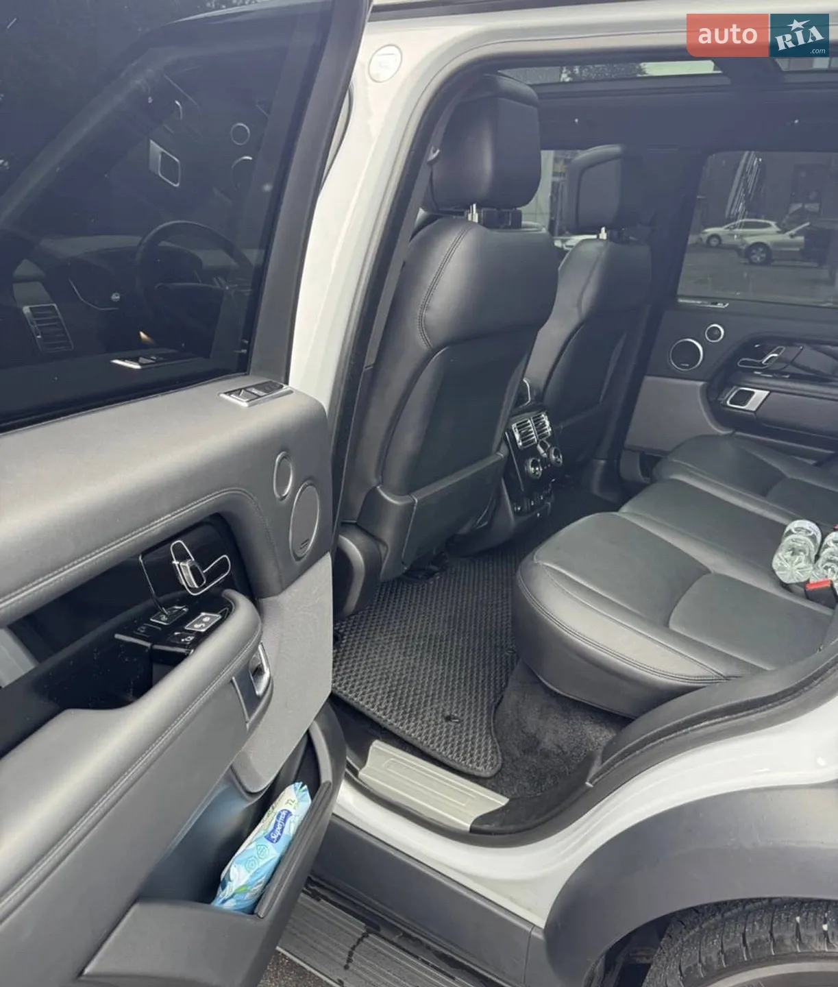 2019 Land Rover Range Rover - мініатюра 12