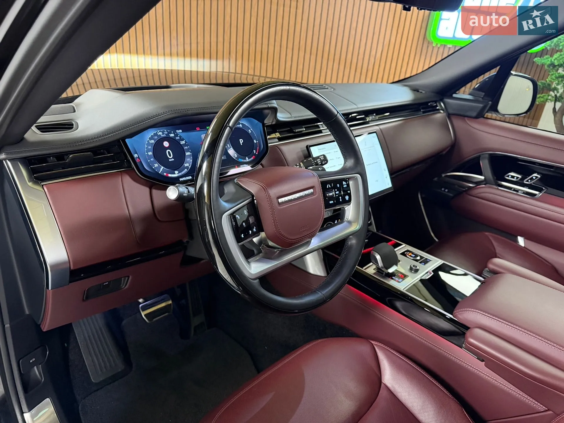 2023 Land Rover Range Rover - мініатюра 18