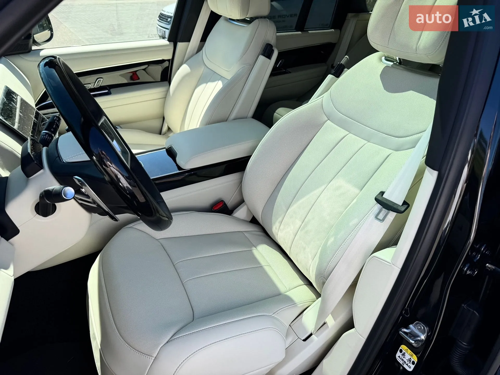 2026 Land Rover Range Rover - мініатюра 9