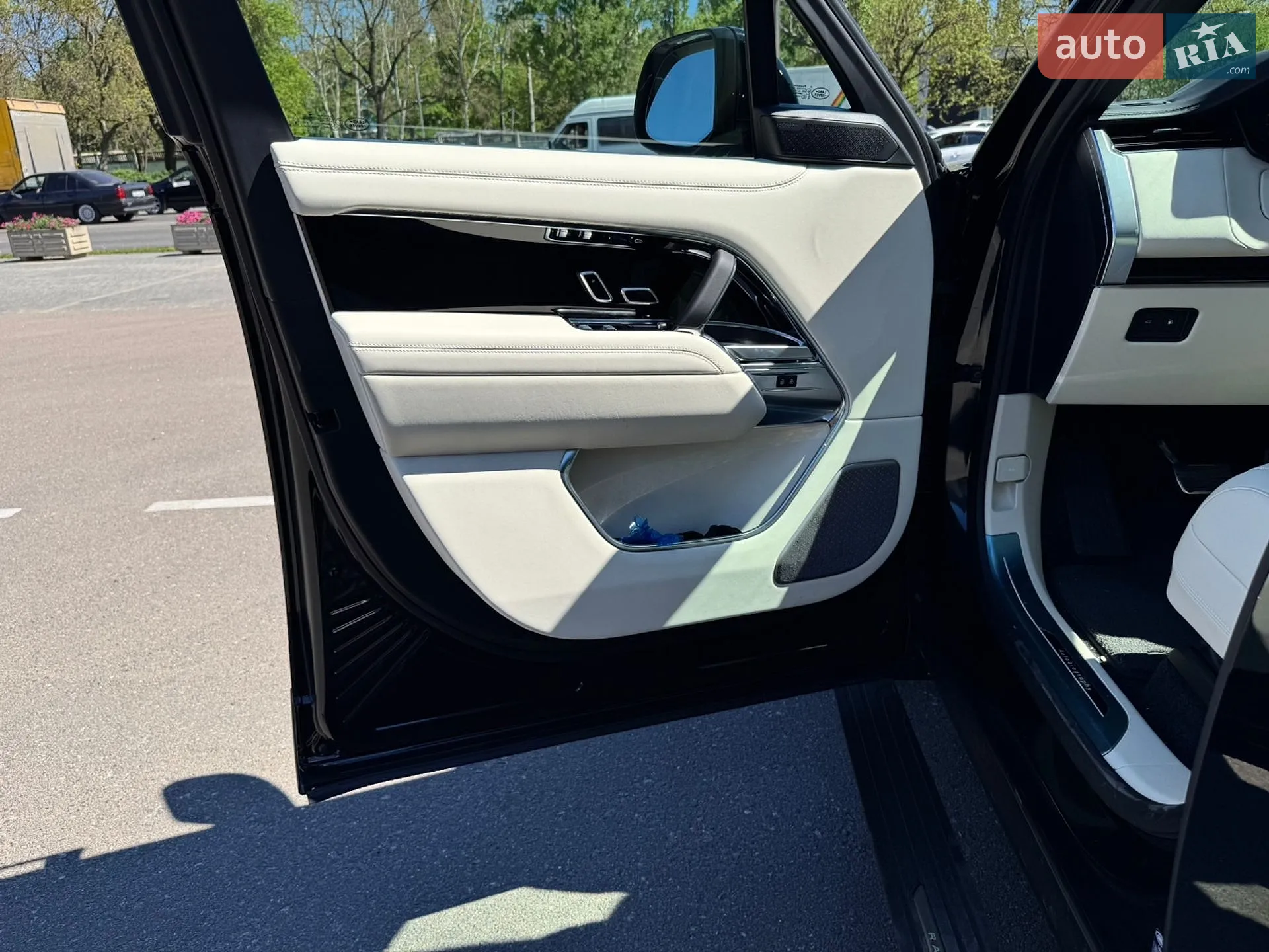 2026 Land Rover Range Rover - мініатюра 23