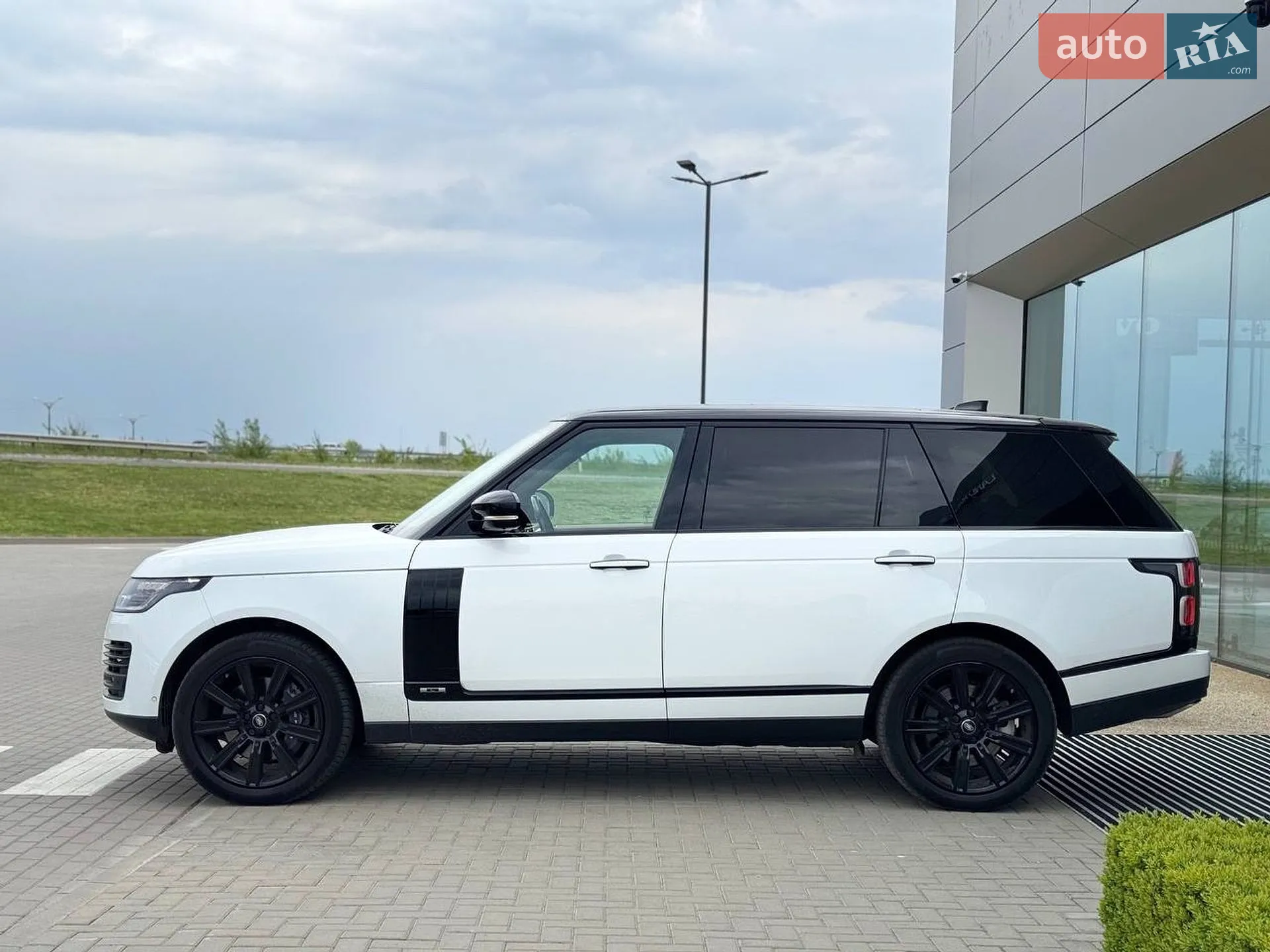 2019 Land Rover Range Rover - мініатюра 3