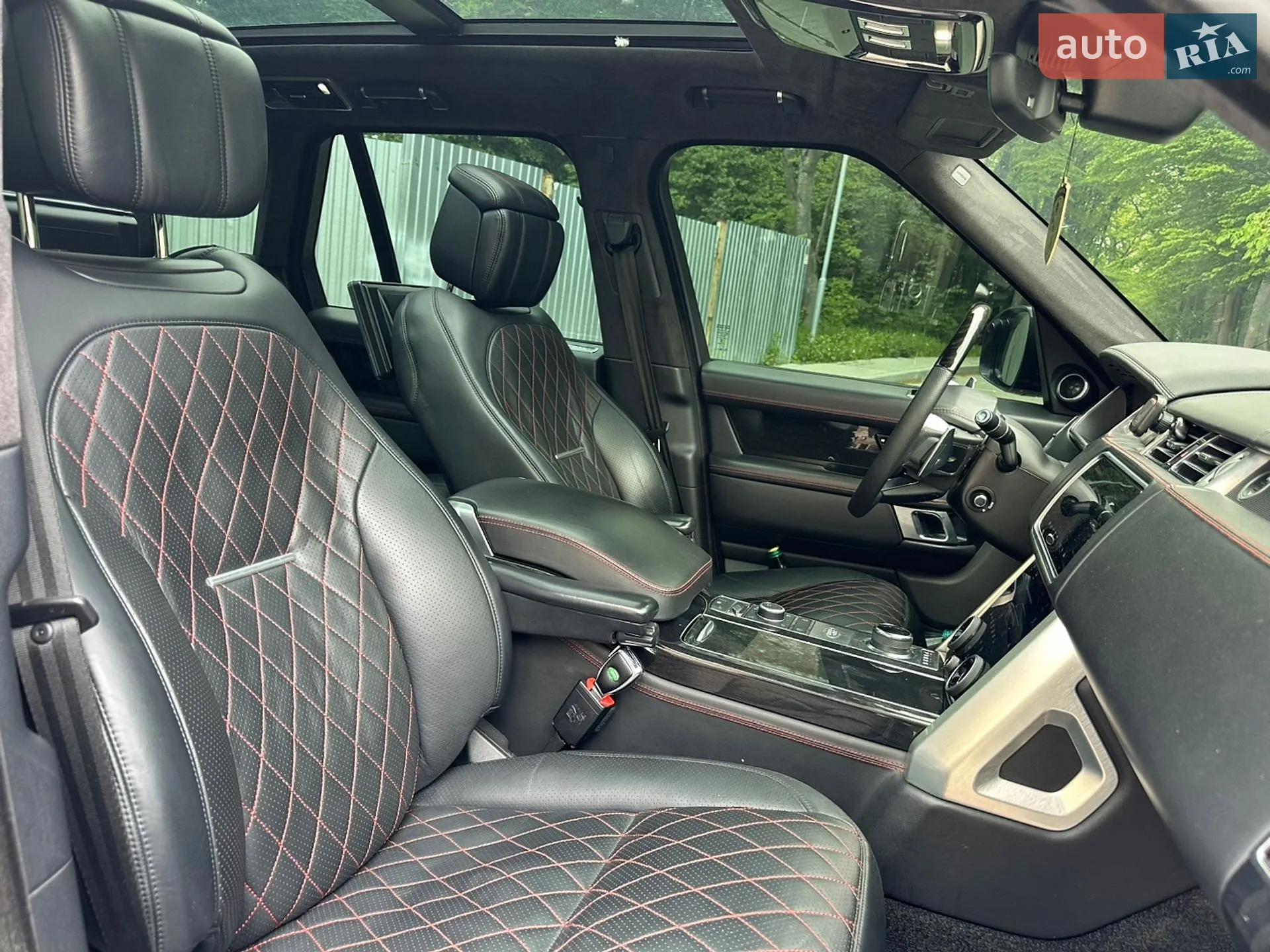 2018 Land Rover Range Rover - мініатюра 32