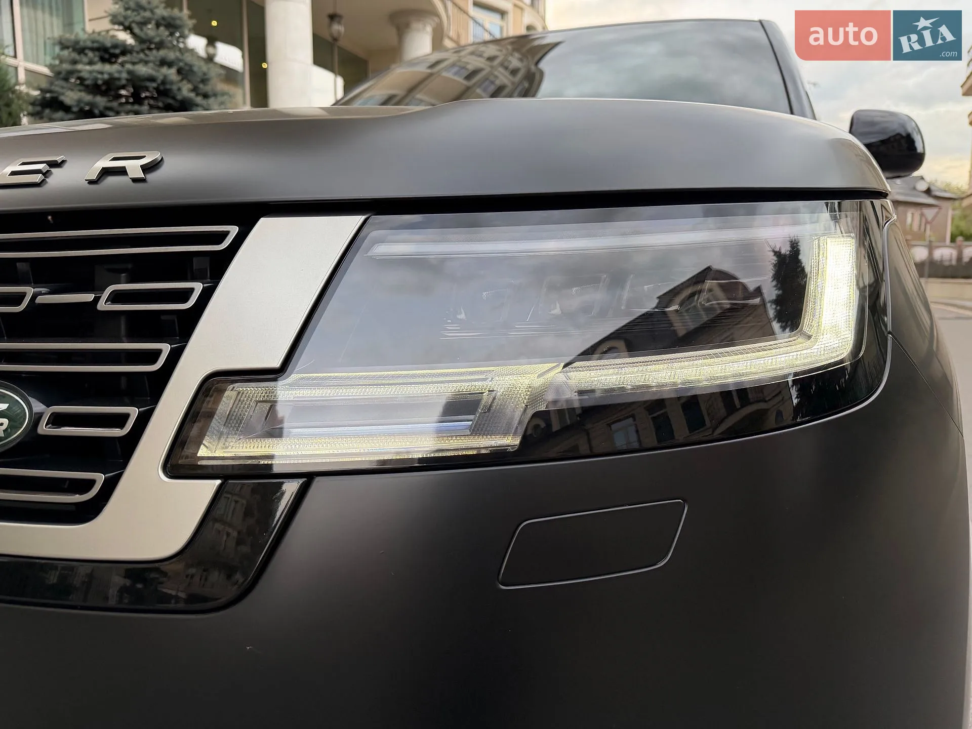 2023 Land Rover Range Rover - мініатюра 25