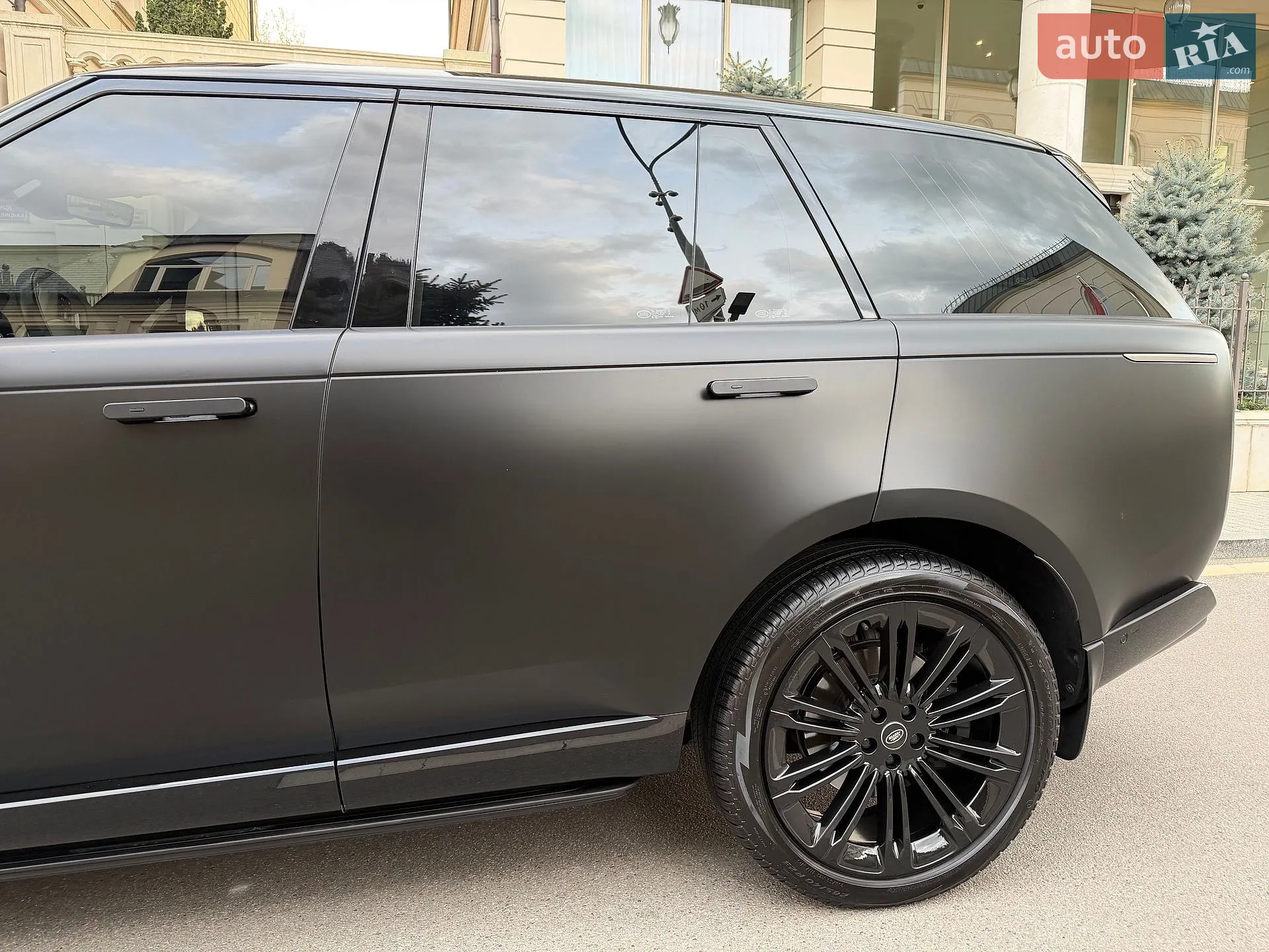 2023 Land Rover Range Rover - мініатюра 30
