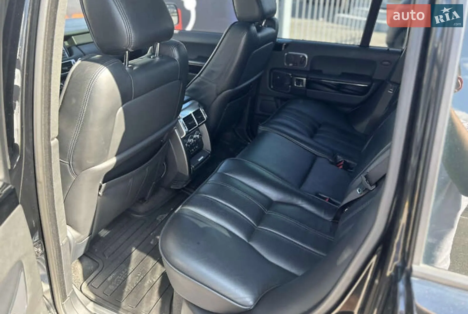 2010 Land Rover Range Rover - мініатюра 46