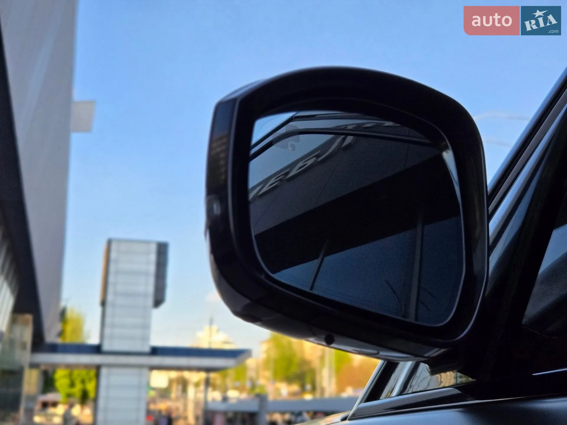 2019 Land Rover Range Rover - мініатюра 26