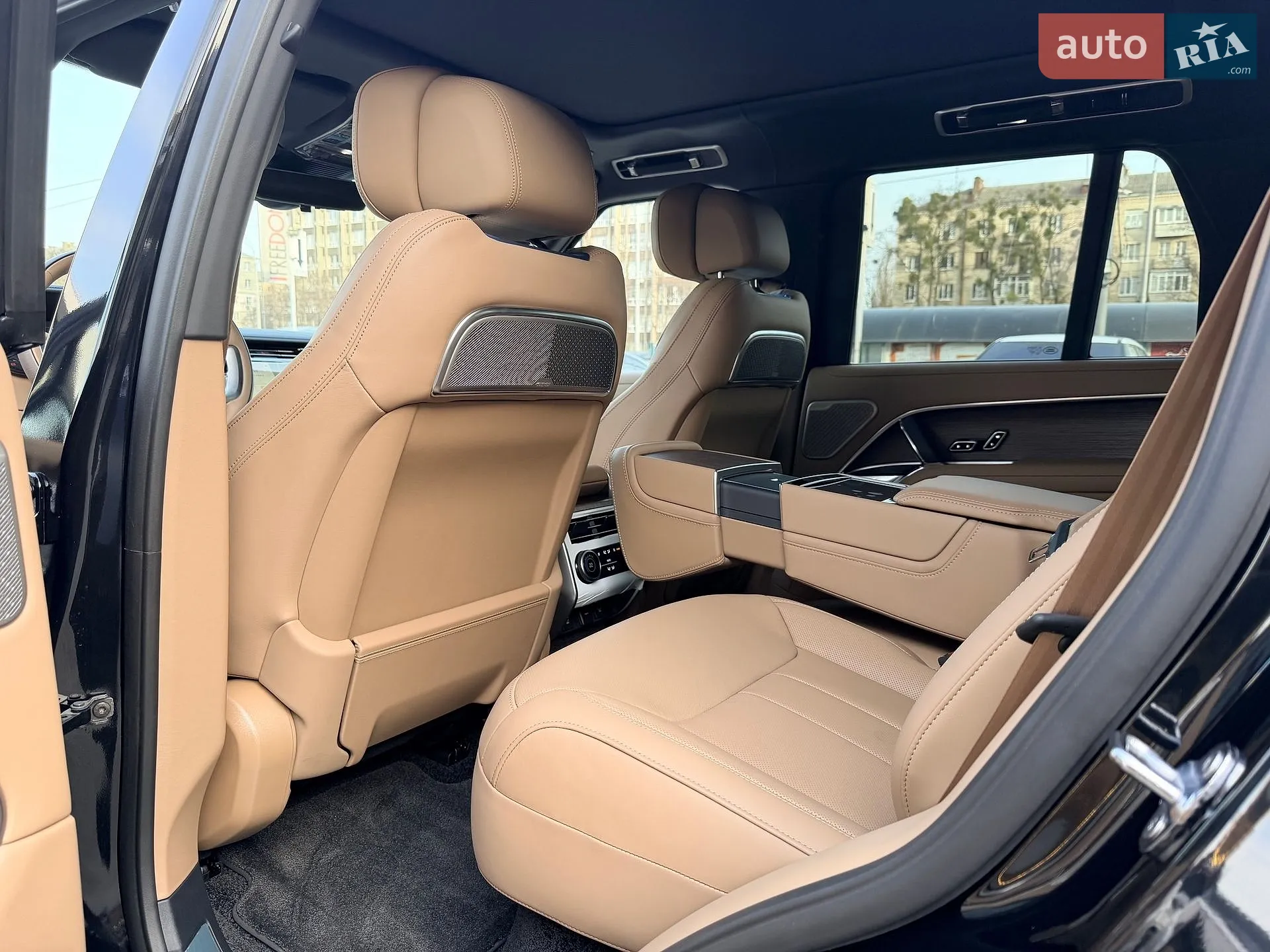 2025 Land Rover Range Rover - мініатюра 21
