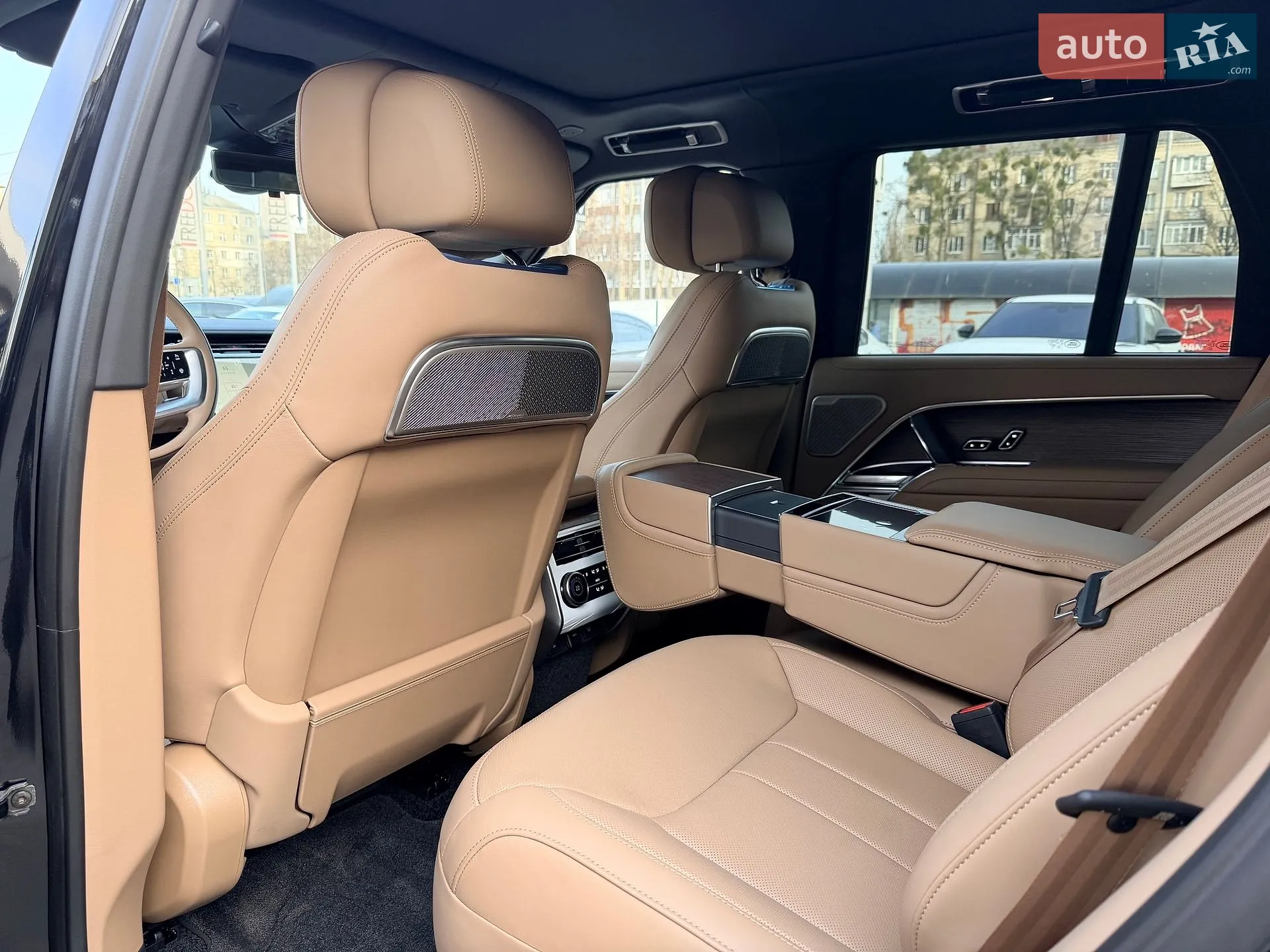 2025 Land Rover Range Rover - мініатюра 22