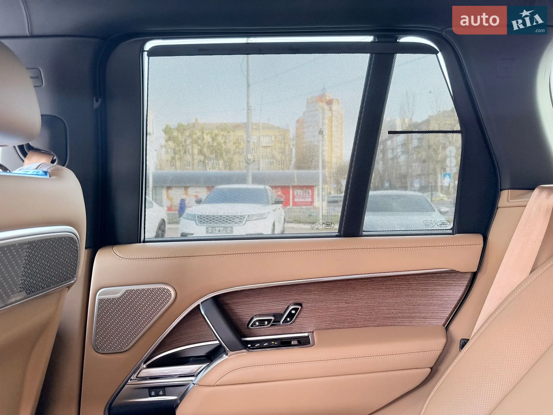 2025 Land Rover Range Rover - мініатюра 38
