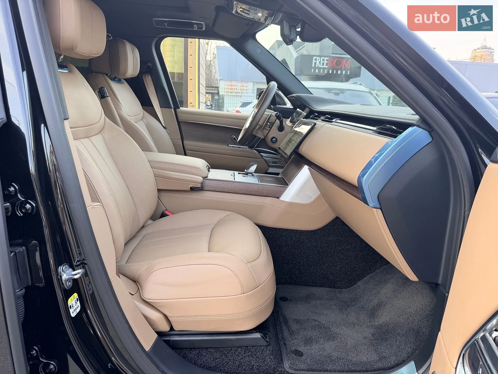 2025 Land Rover Range Rover - мініатюра 42