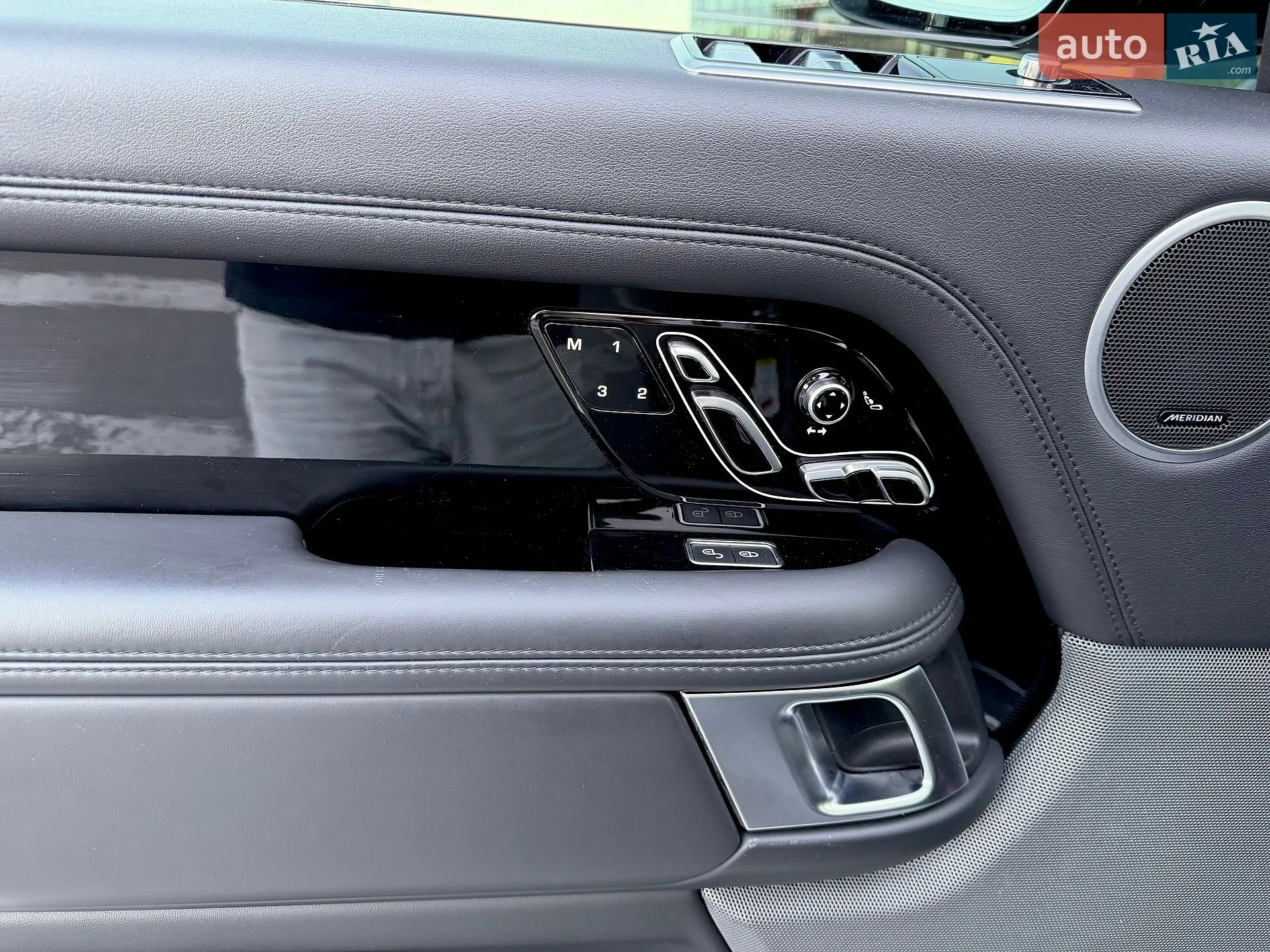2018 Land Rover Range Rover - мініатюра 49