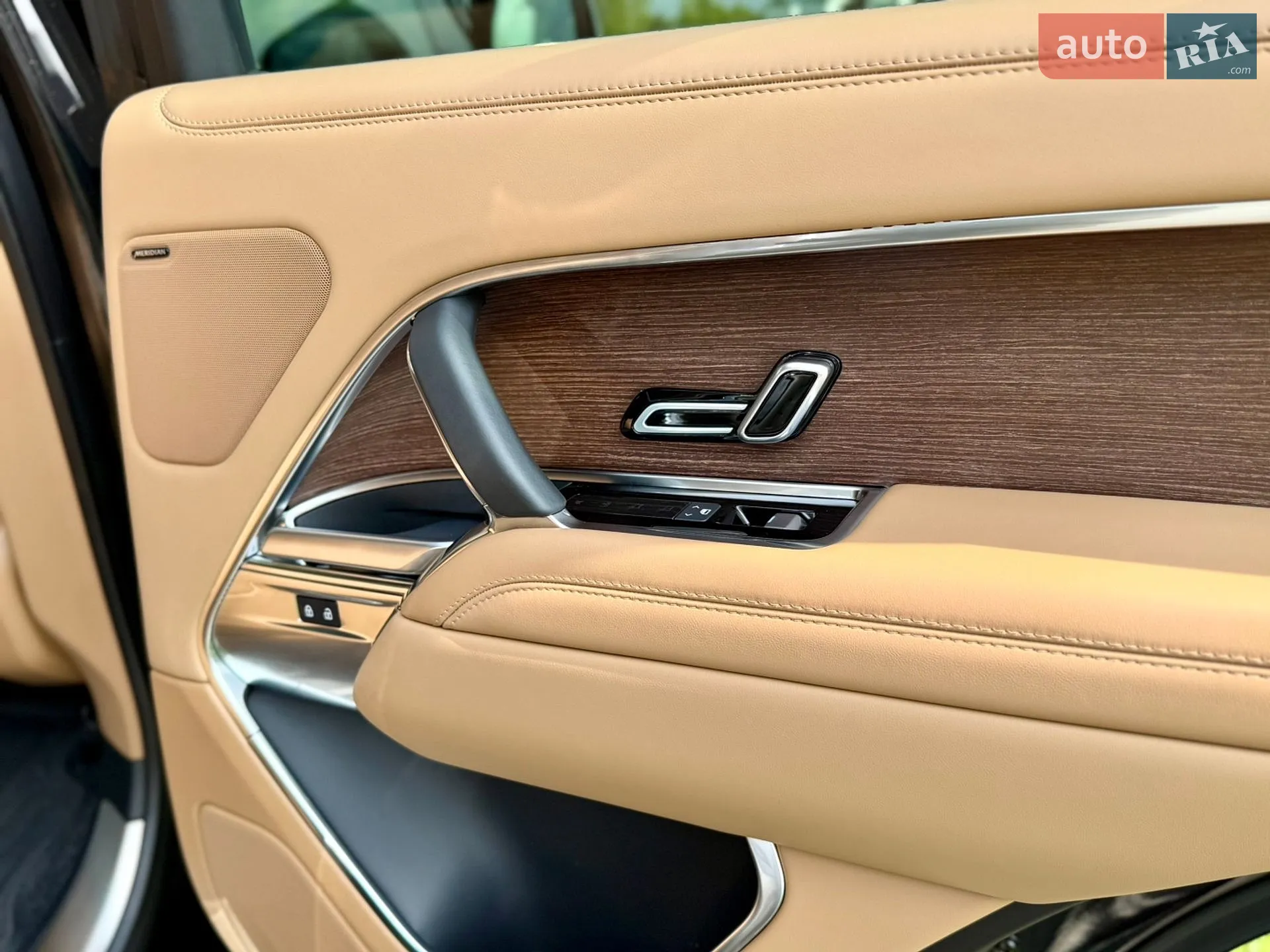 2023 Land Rover Range Rover - мініатюра 21