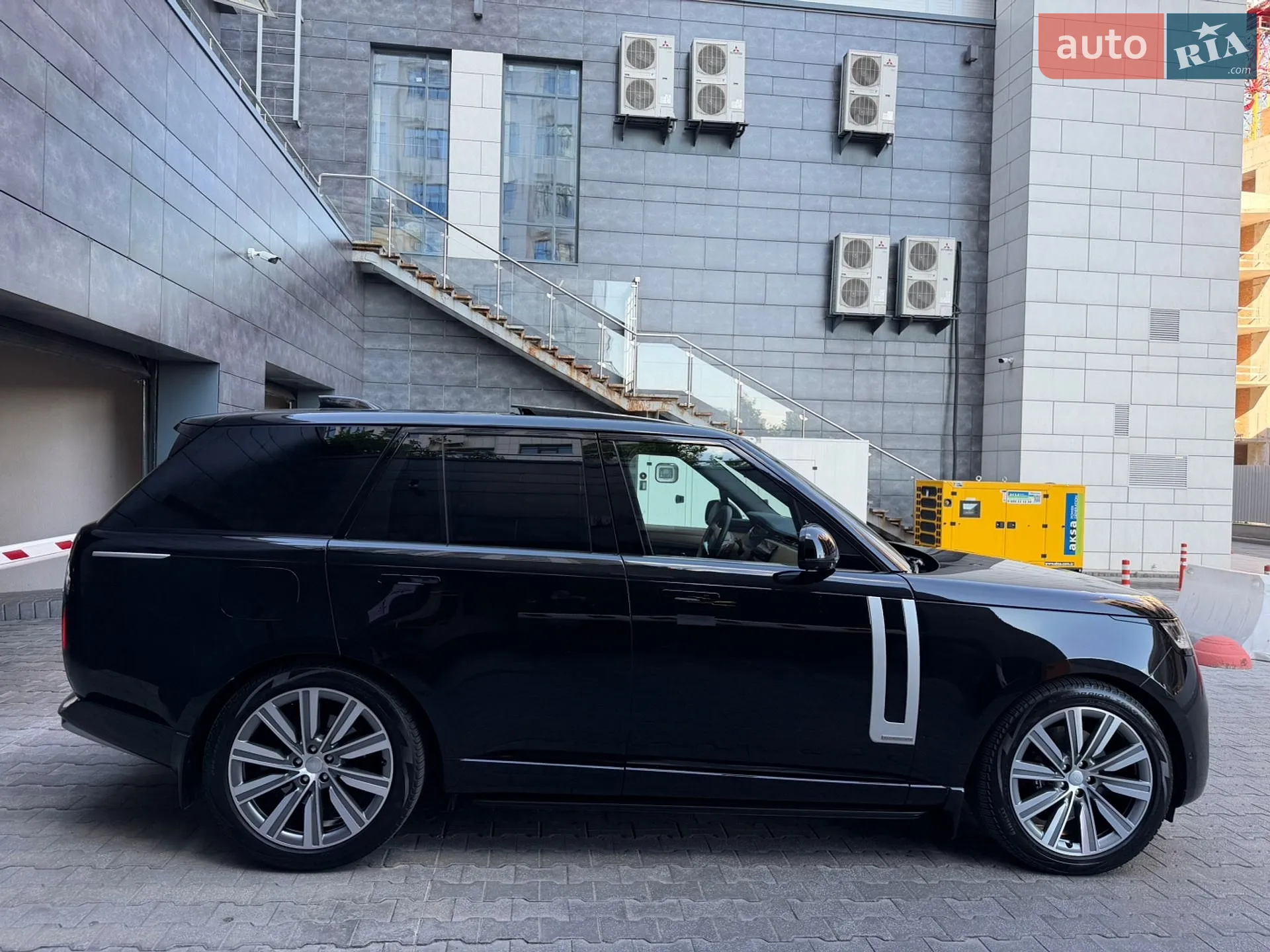 2023 Land Rover Range Rover - мініатюра 20