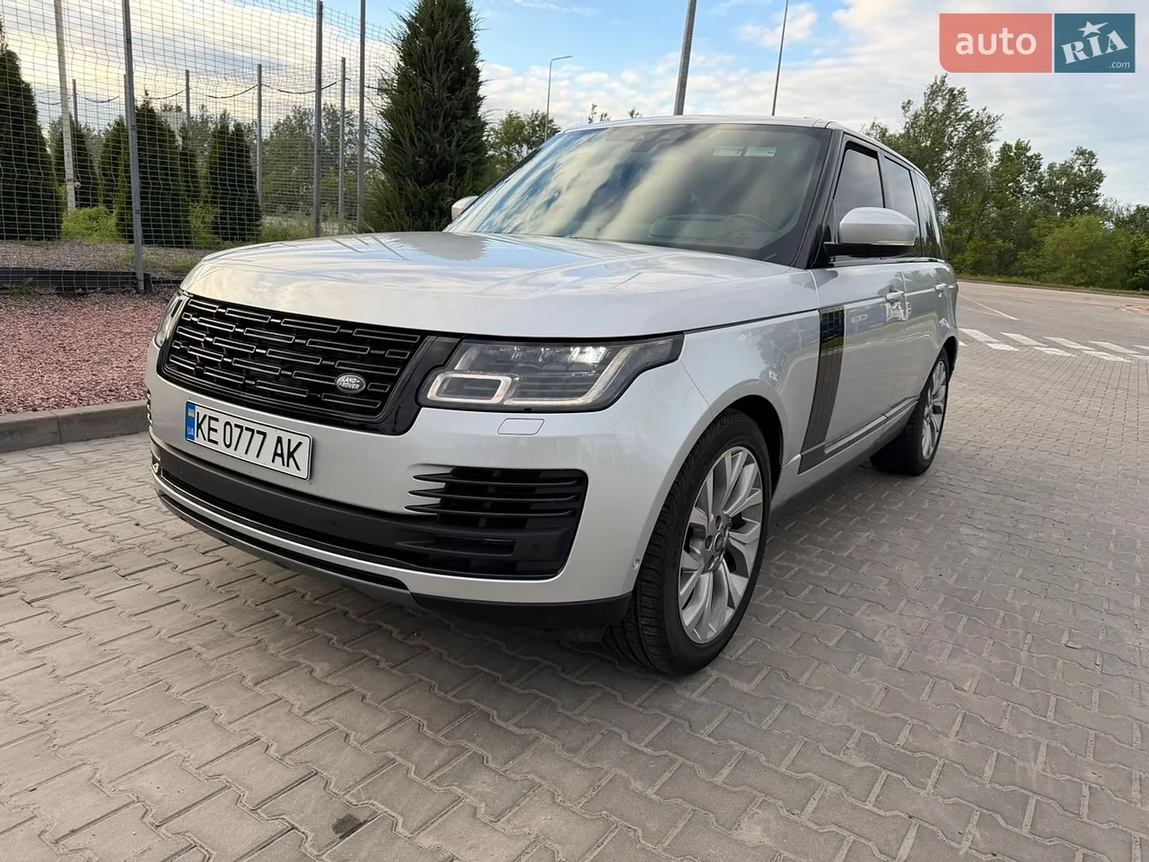 2019 Land Rover Range Rover - мініатюра 29