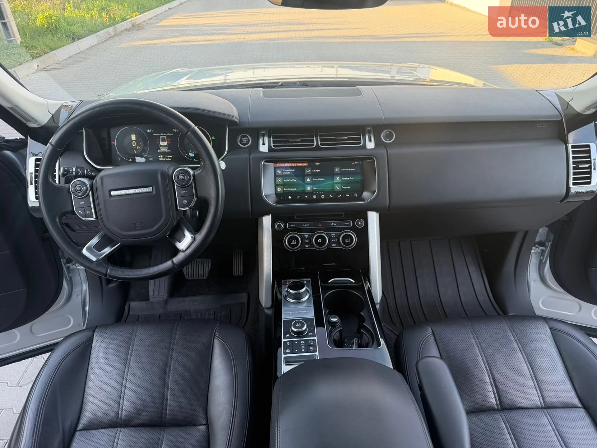 2017 Land Rover Range Rover - мініатюра 27