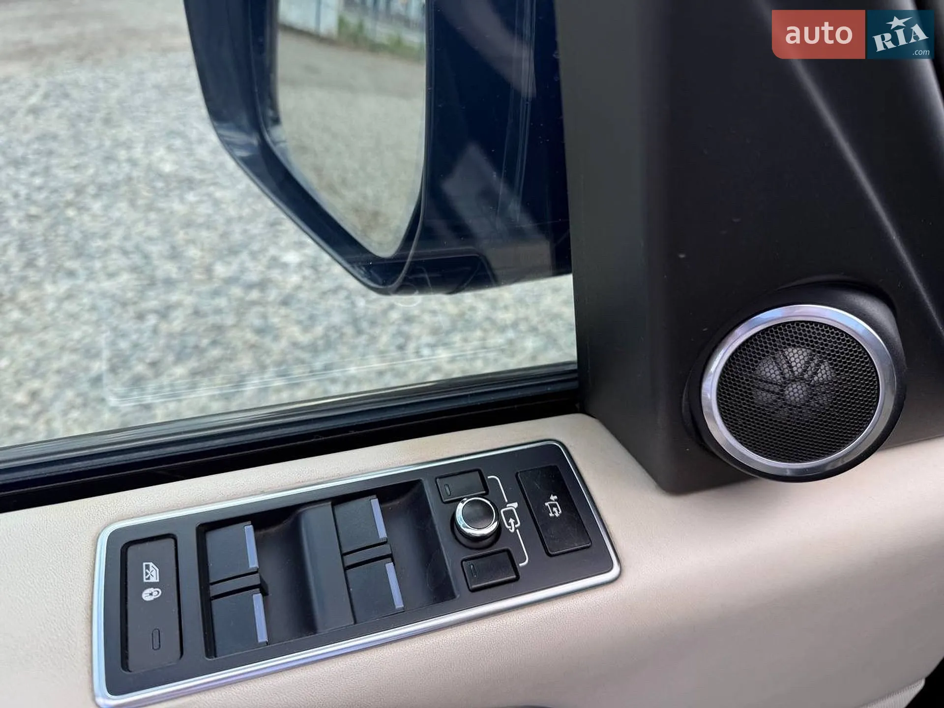 2013 Land Rover Range Rover - мініатюра 17