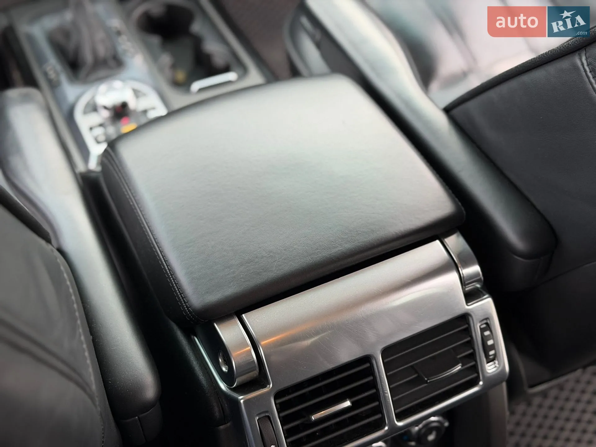 2010 Land Rover Range Rover - мініатюра 30