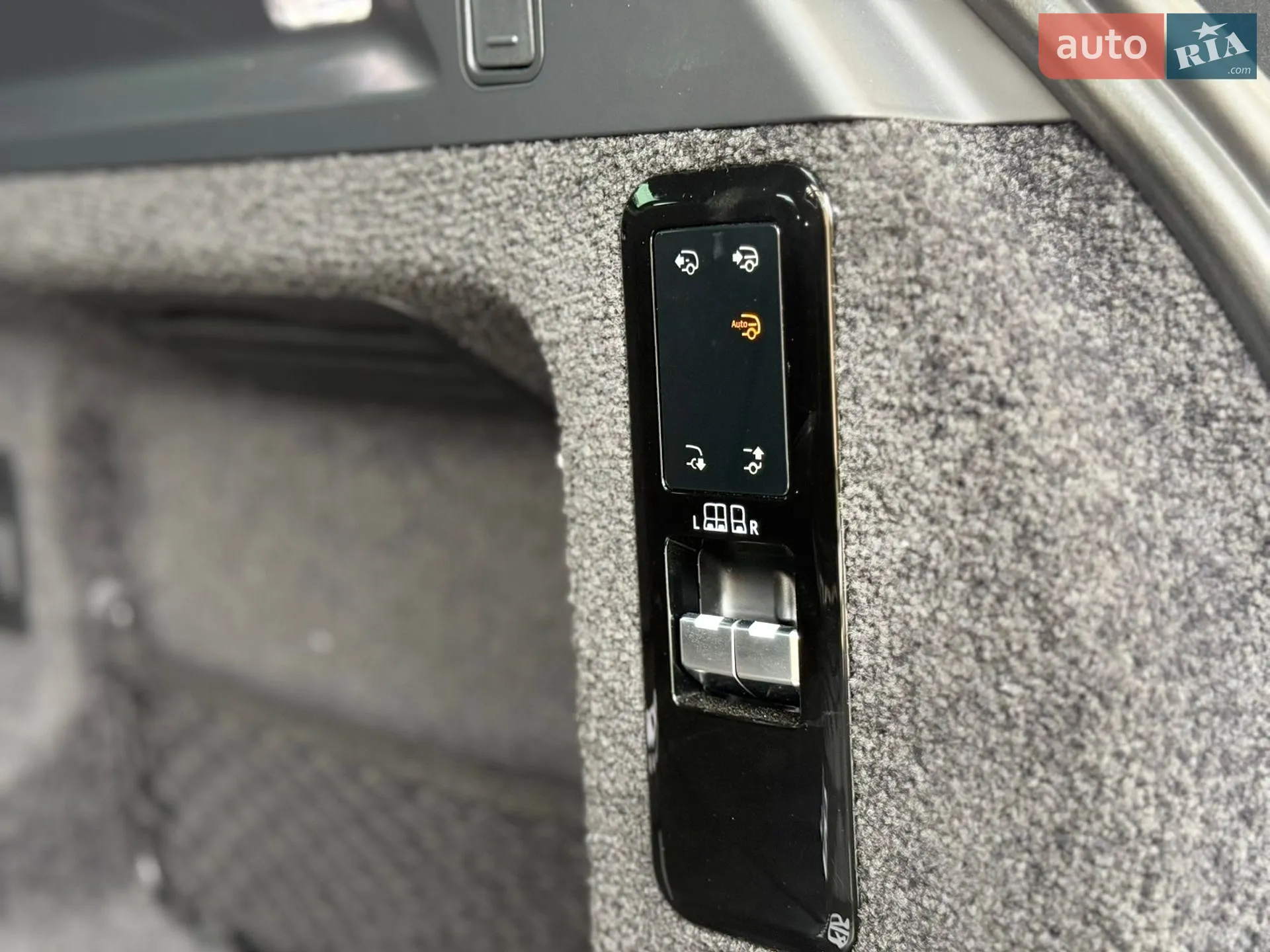 2022 Land Rover Range Rover - мініатюра 22