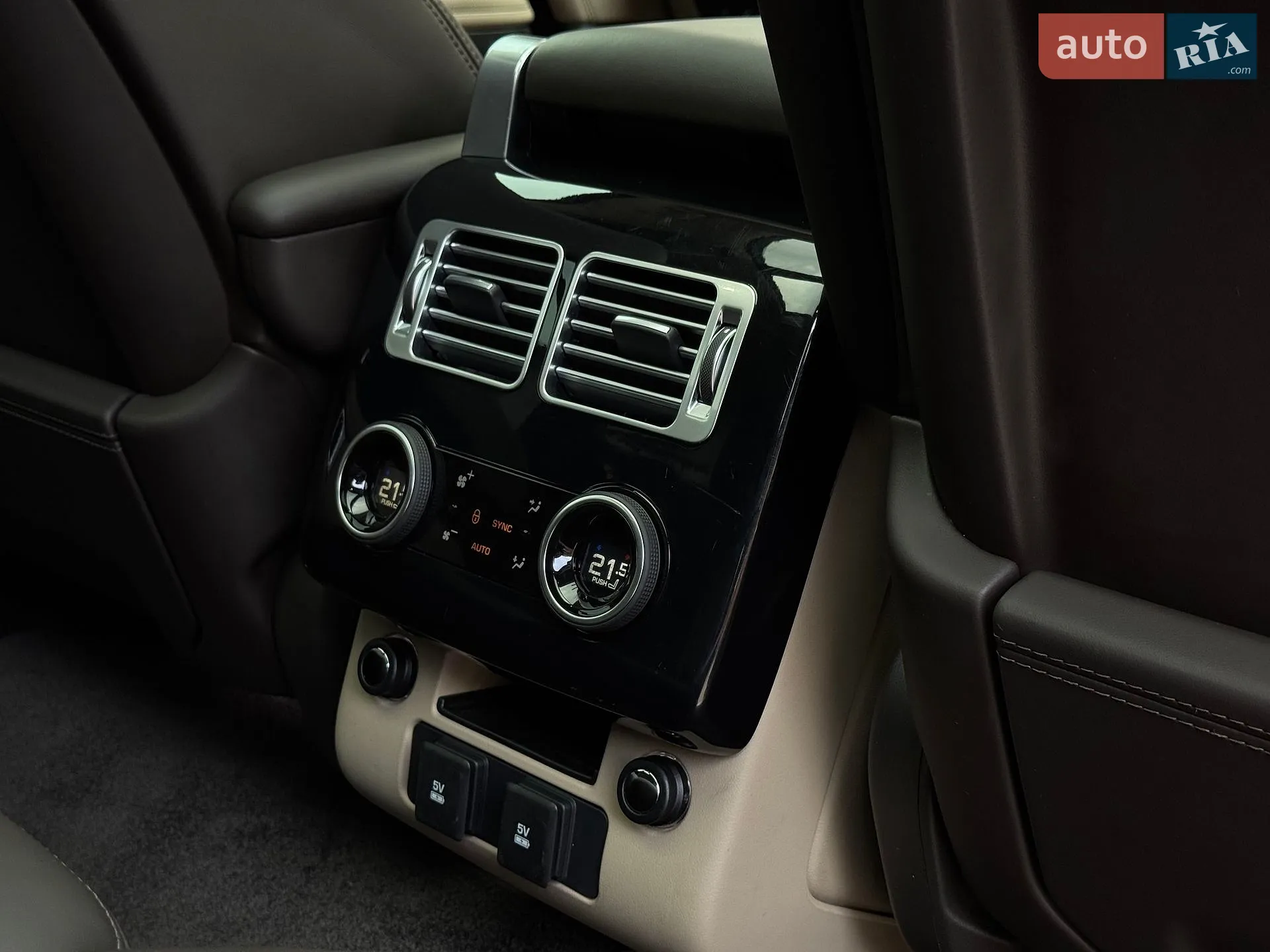 2020 Land Rover Range Rover - мініатюра 19