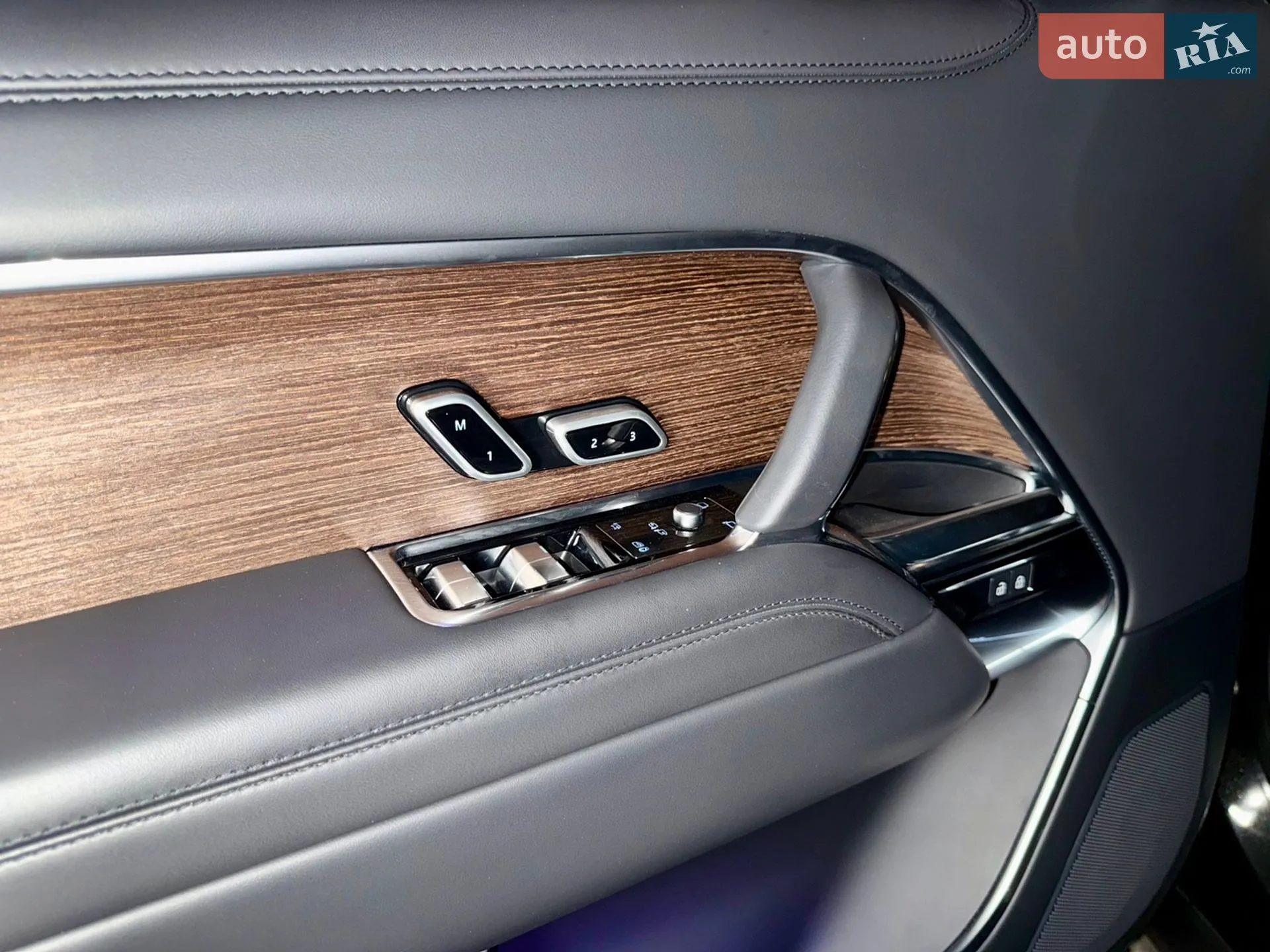 2022 Land Rover Range Rover - мініатюра 32