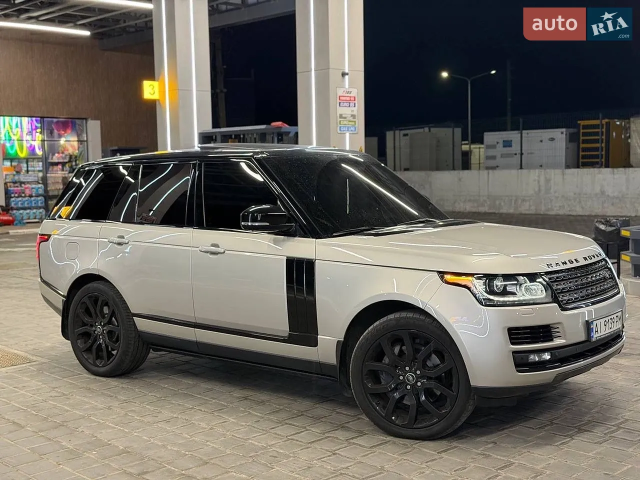 2014 Land Rover Range Rover - мініатюра 32