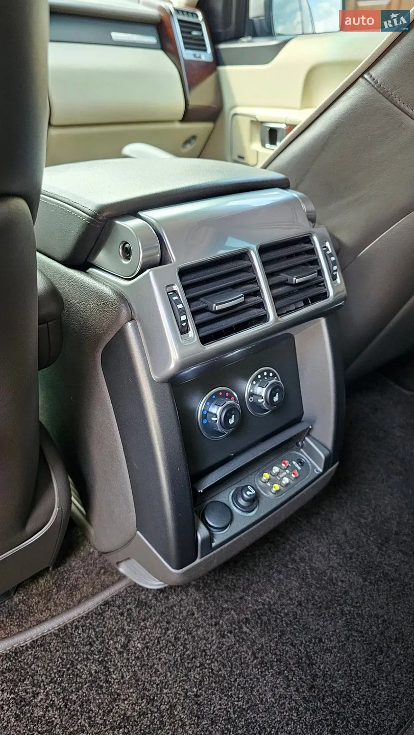 2010 Land Rover Range Rover - мініатюра 32