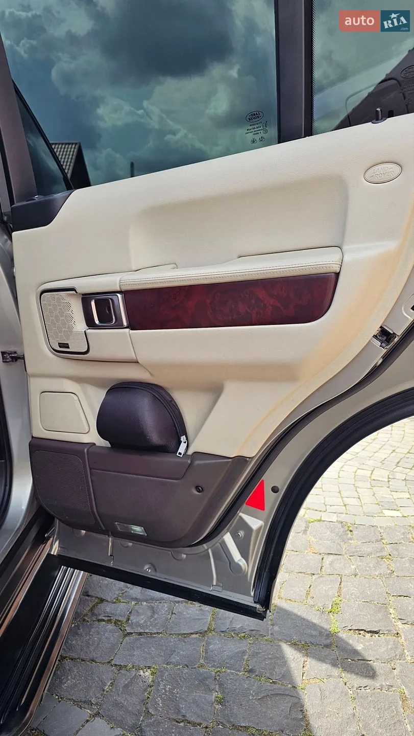 2010 Land Rover Range Rover - мініатюра 44