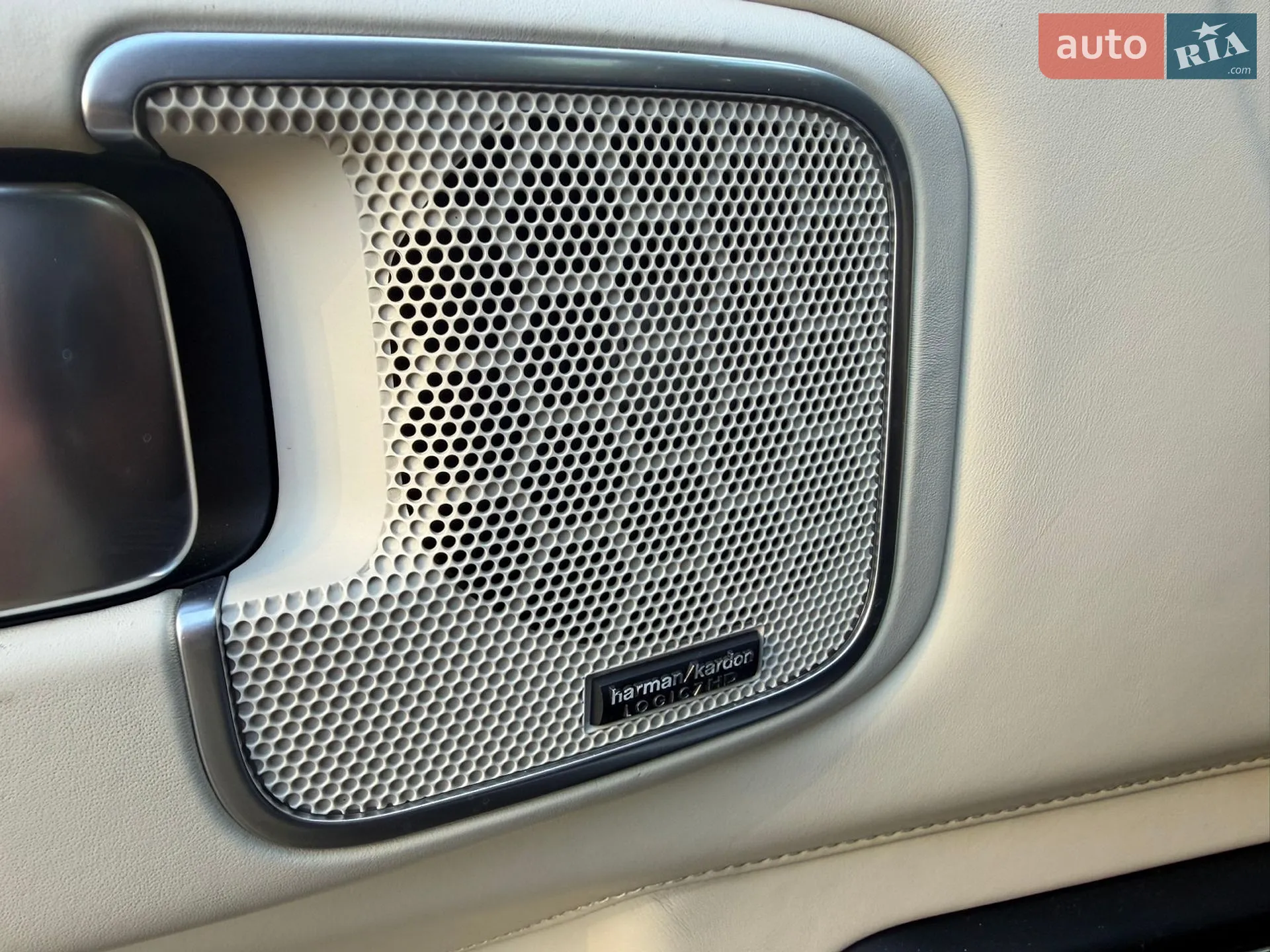 2012 Land Rover Range Rover - мініатюра 22